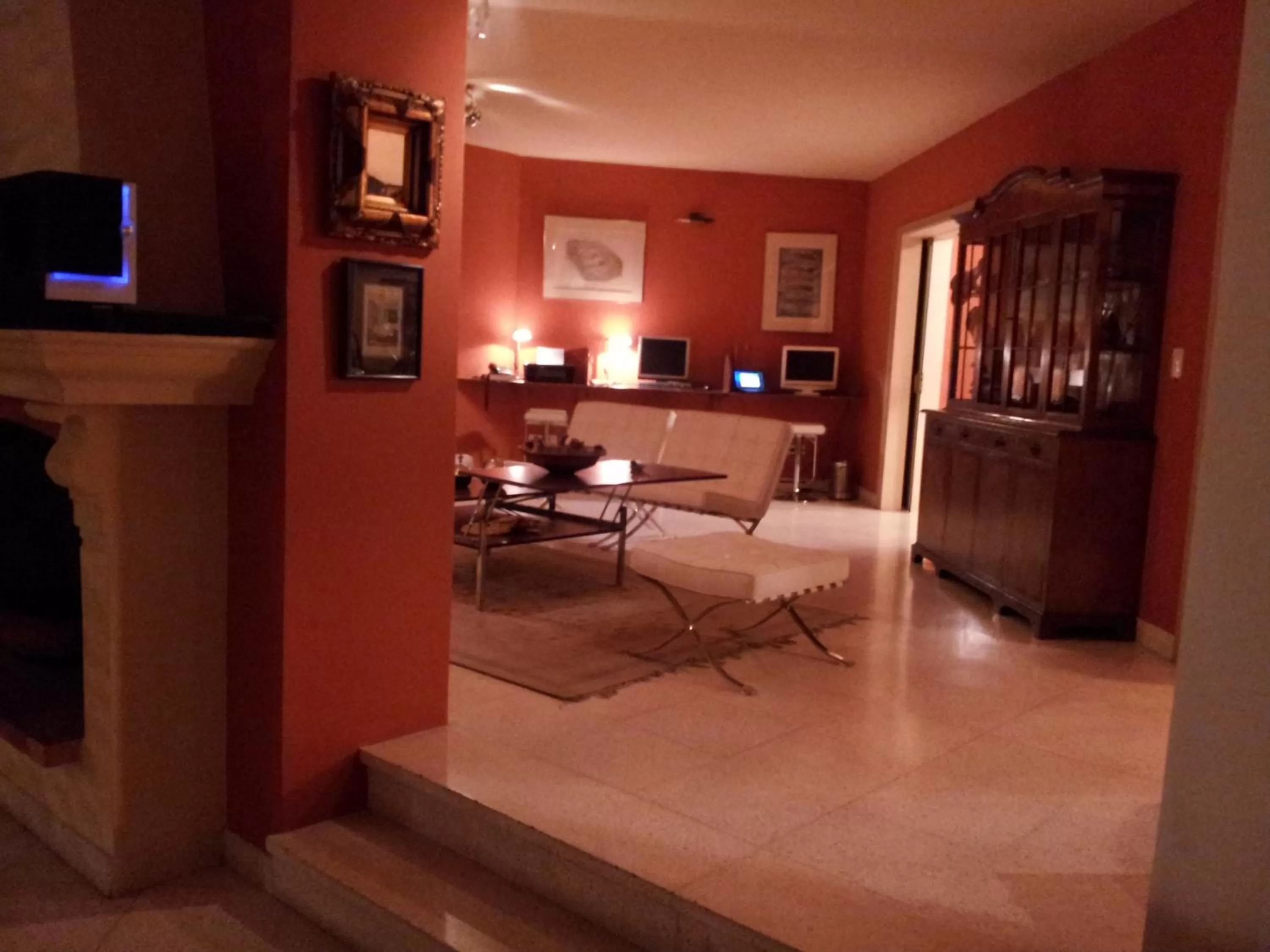 TV and multimedia in Villa Floreal Hotel Boutique