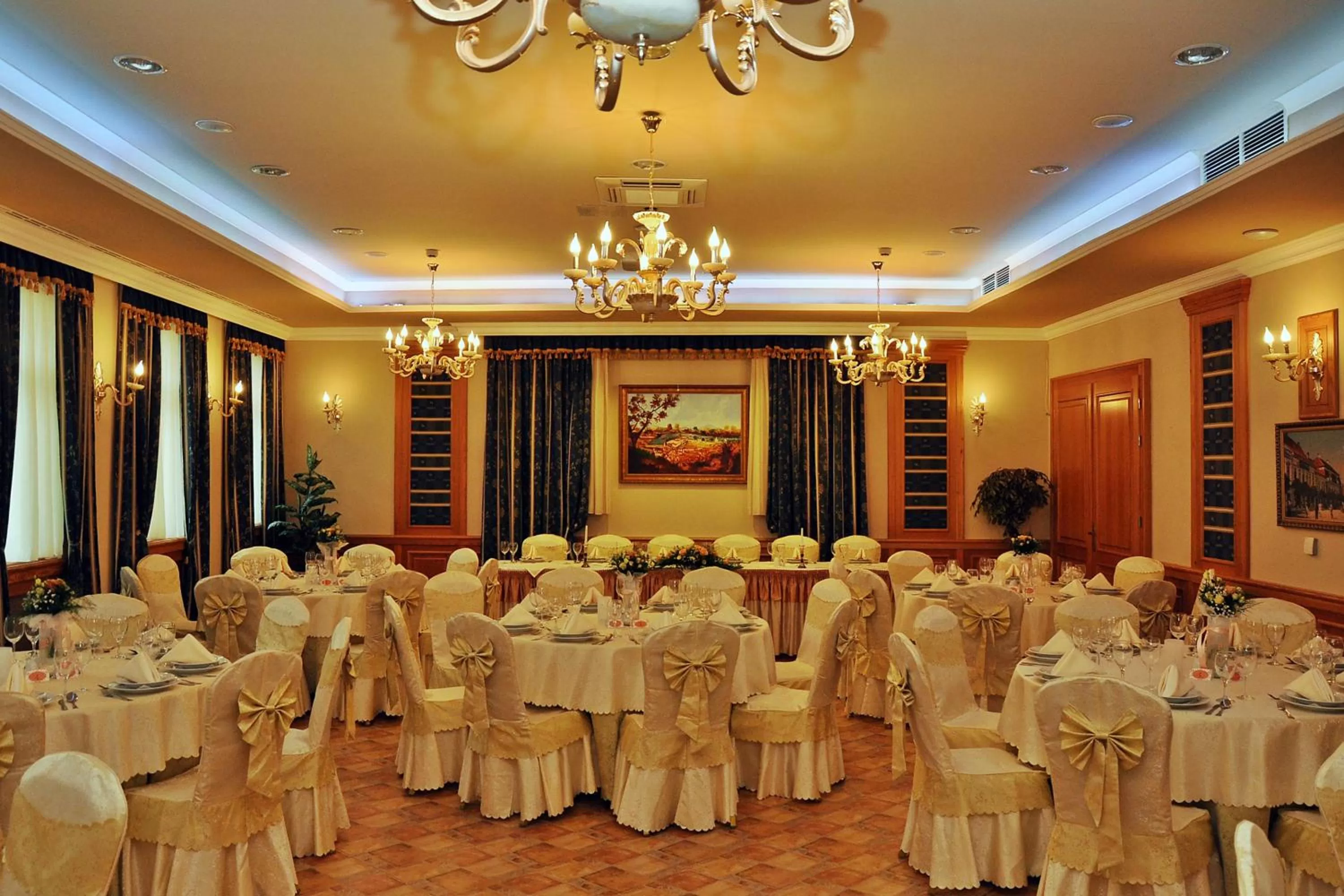 Business facilities in Hotel Villa Classica