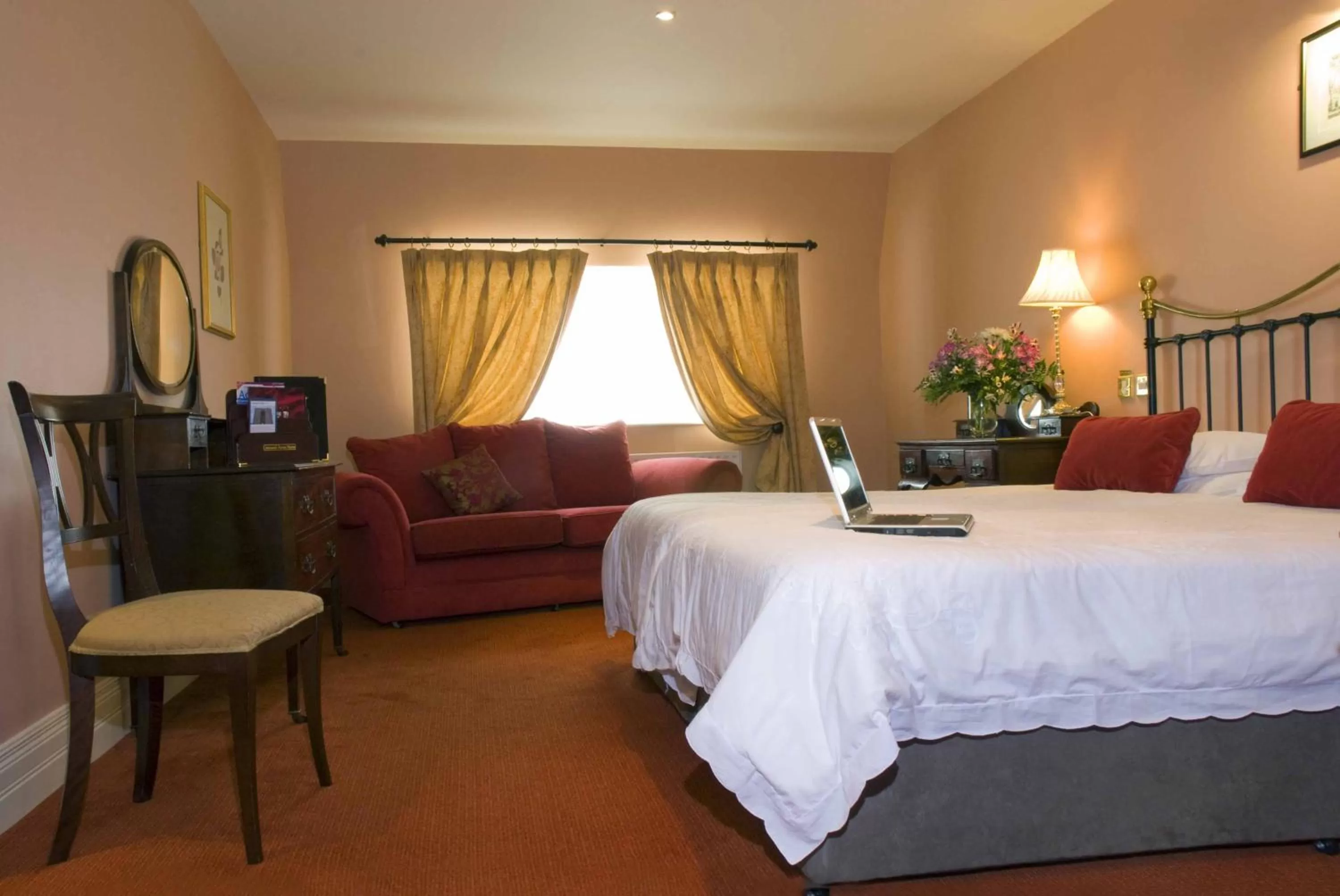 Day, Bed in The Listowel Arms Hotel