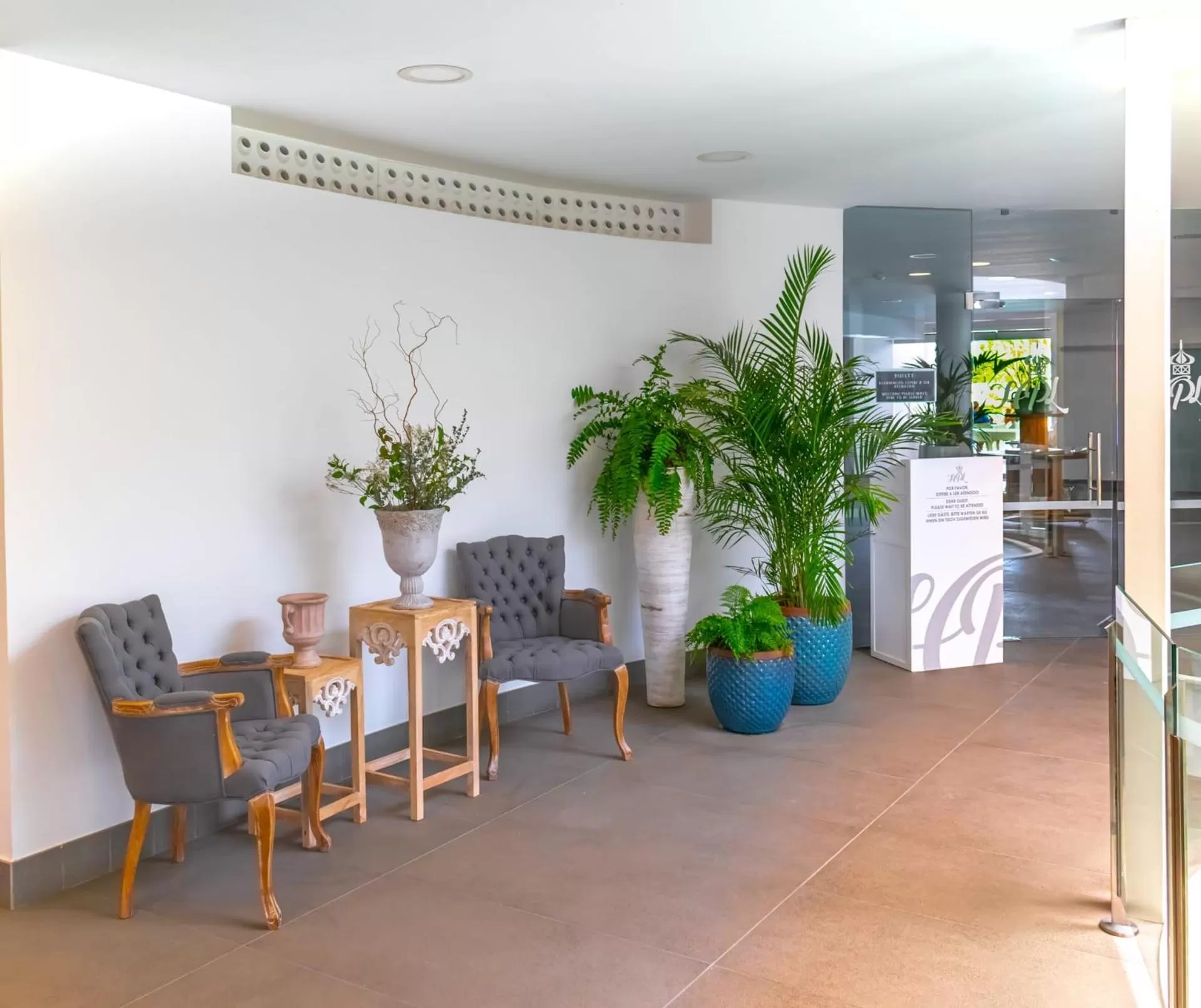 Property building in Hyde Park Lane