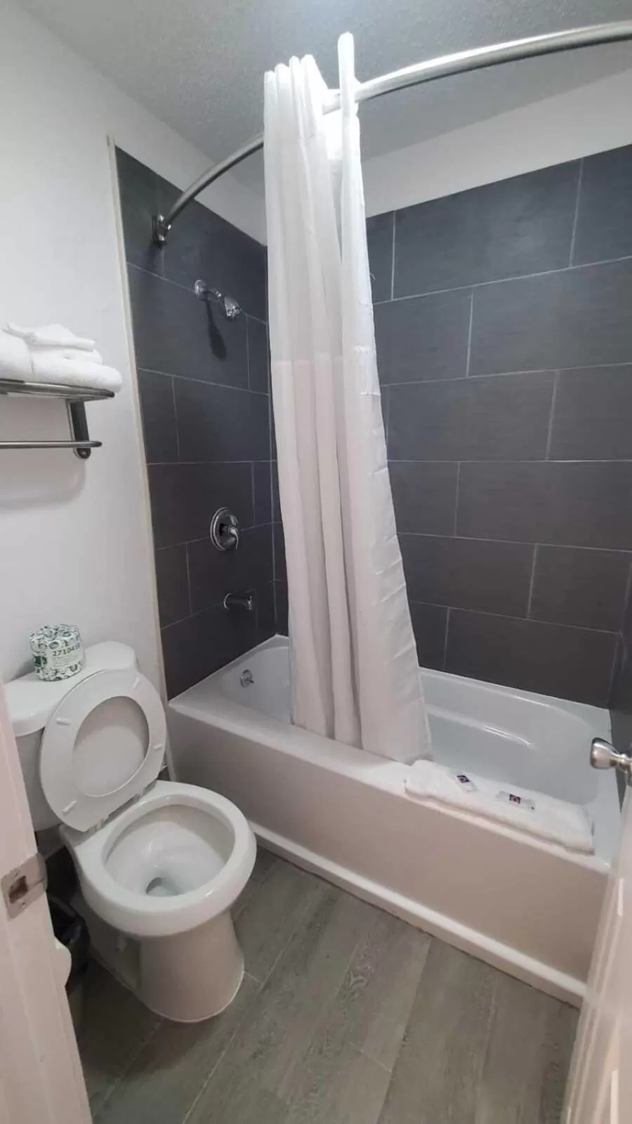 Bathroom in Studio 6 Branson West MO Silver Dollar City