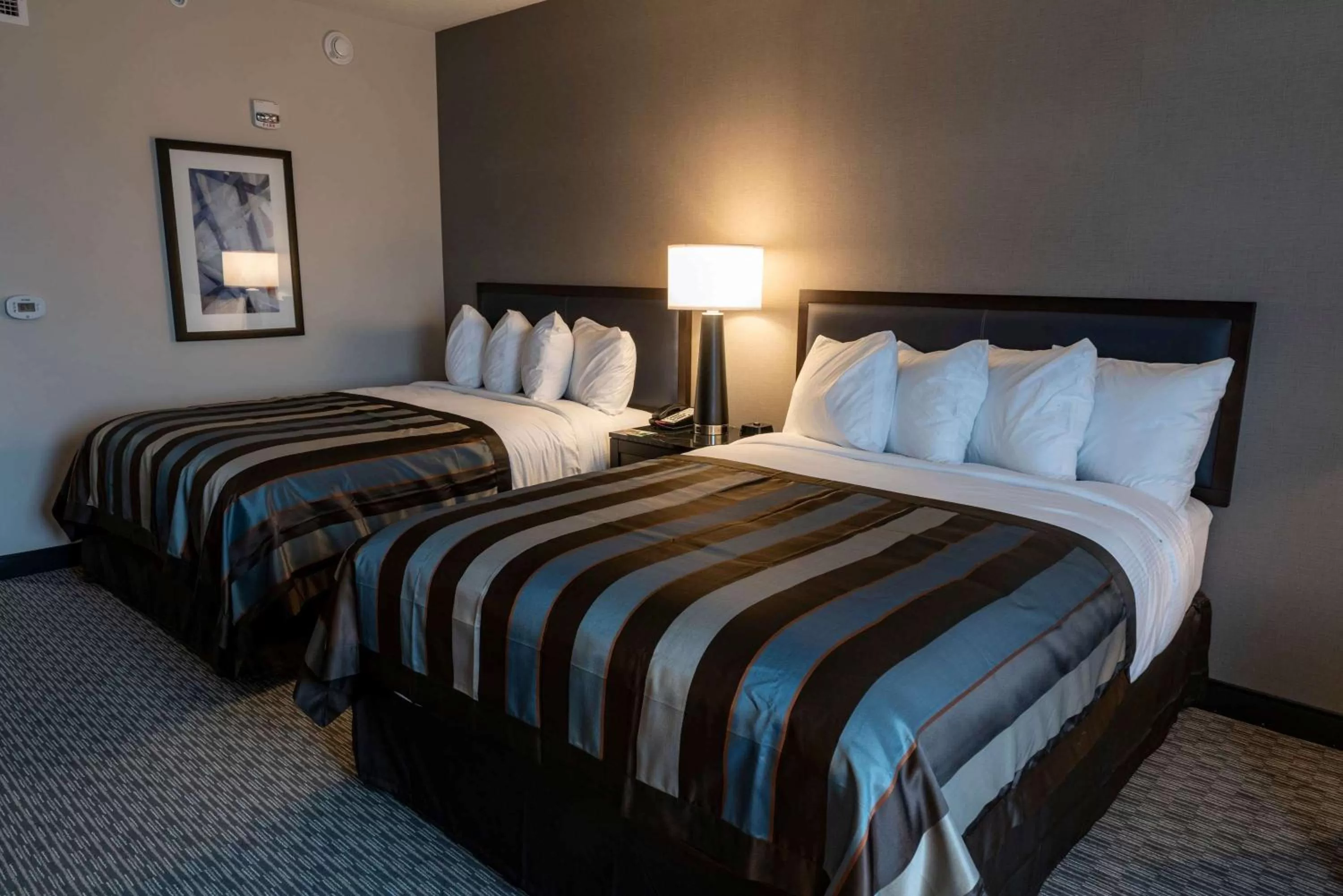 Photo of the whole room, Bed in Wingate by Wyndham Angola