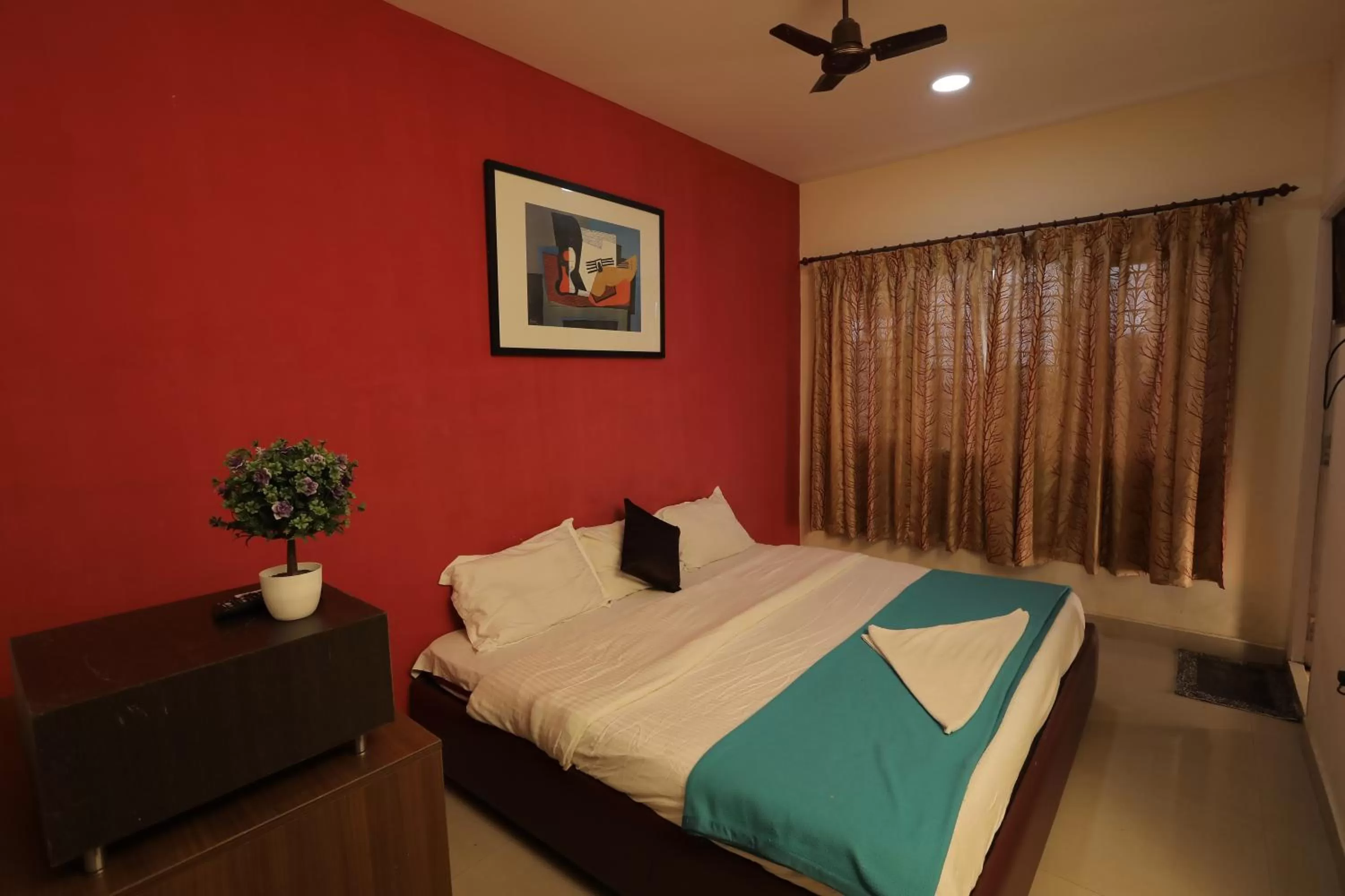 Bed in Nilgiris Inn By Lexstays Kotagiri, Ooty