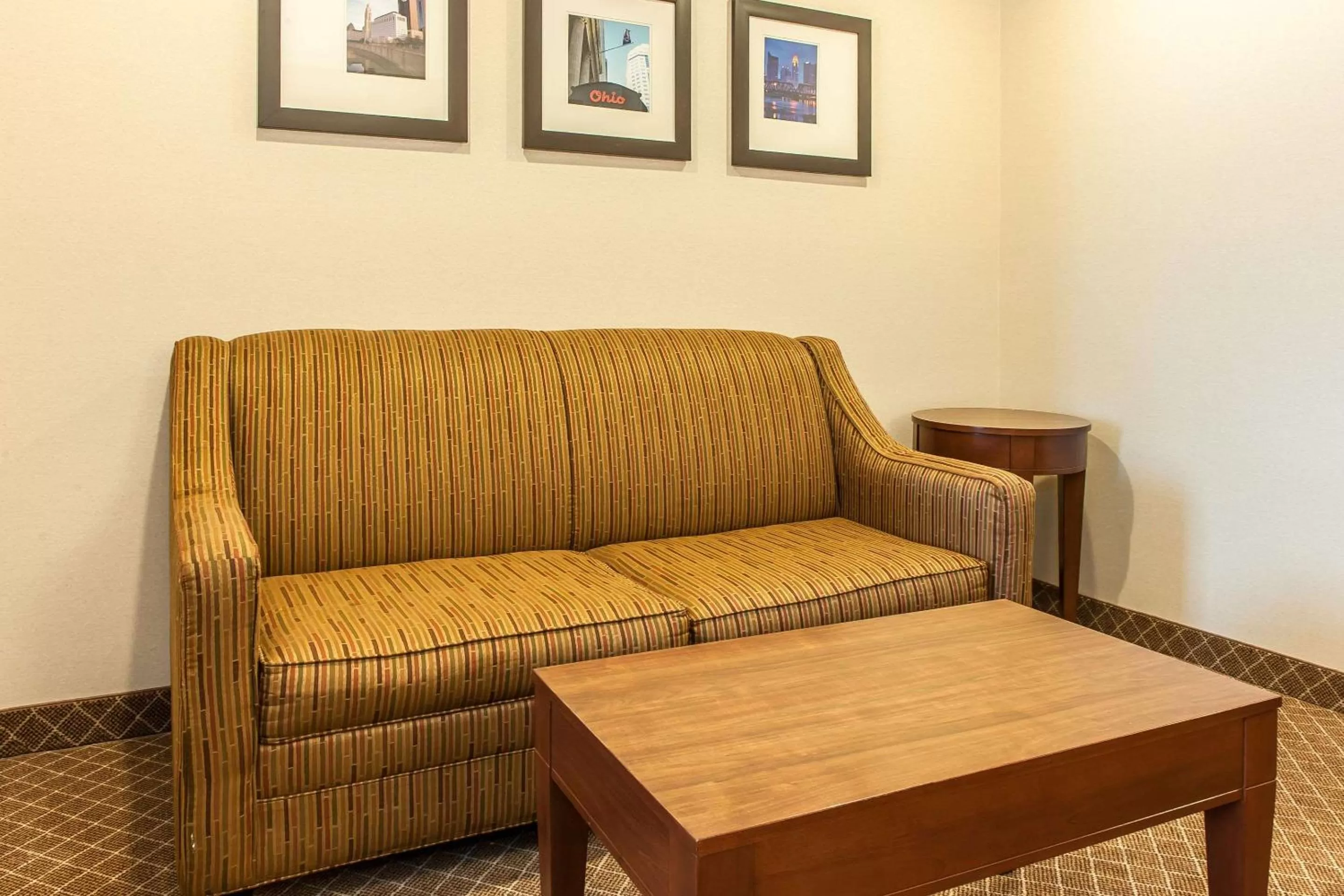 Bedroom in Comfort Inn Pickerington - Columbus East