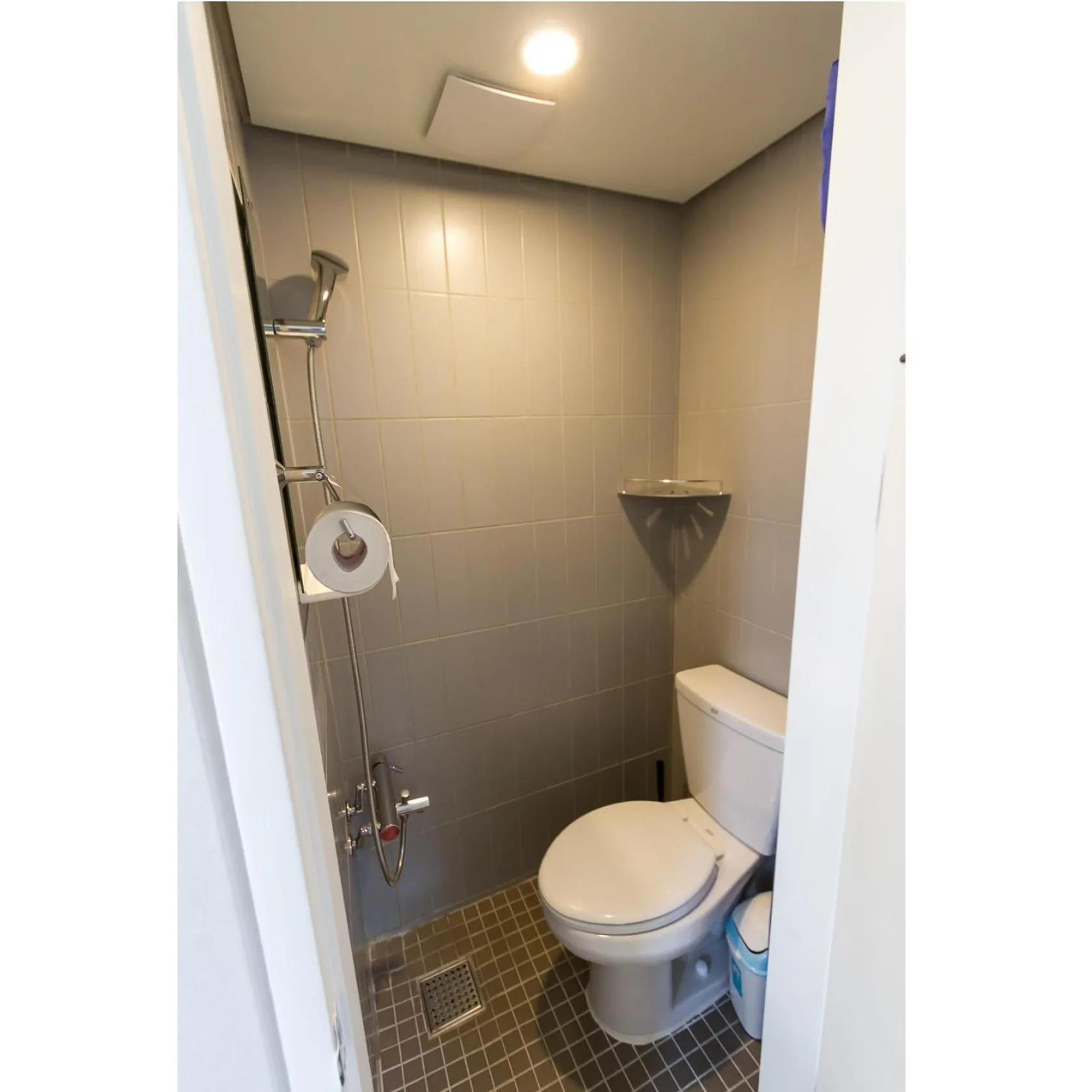 Bathroom in Inside Busan Hostel