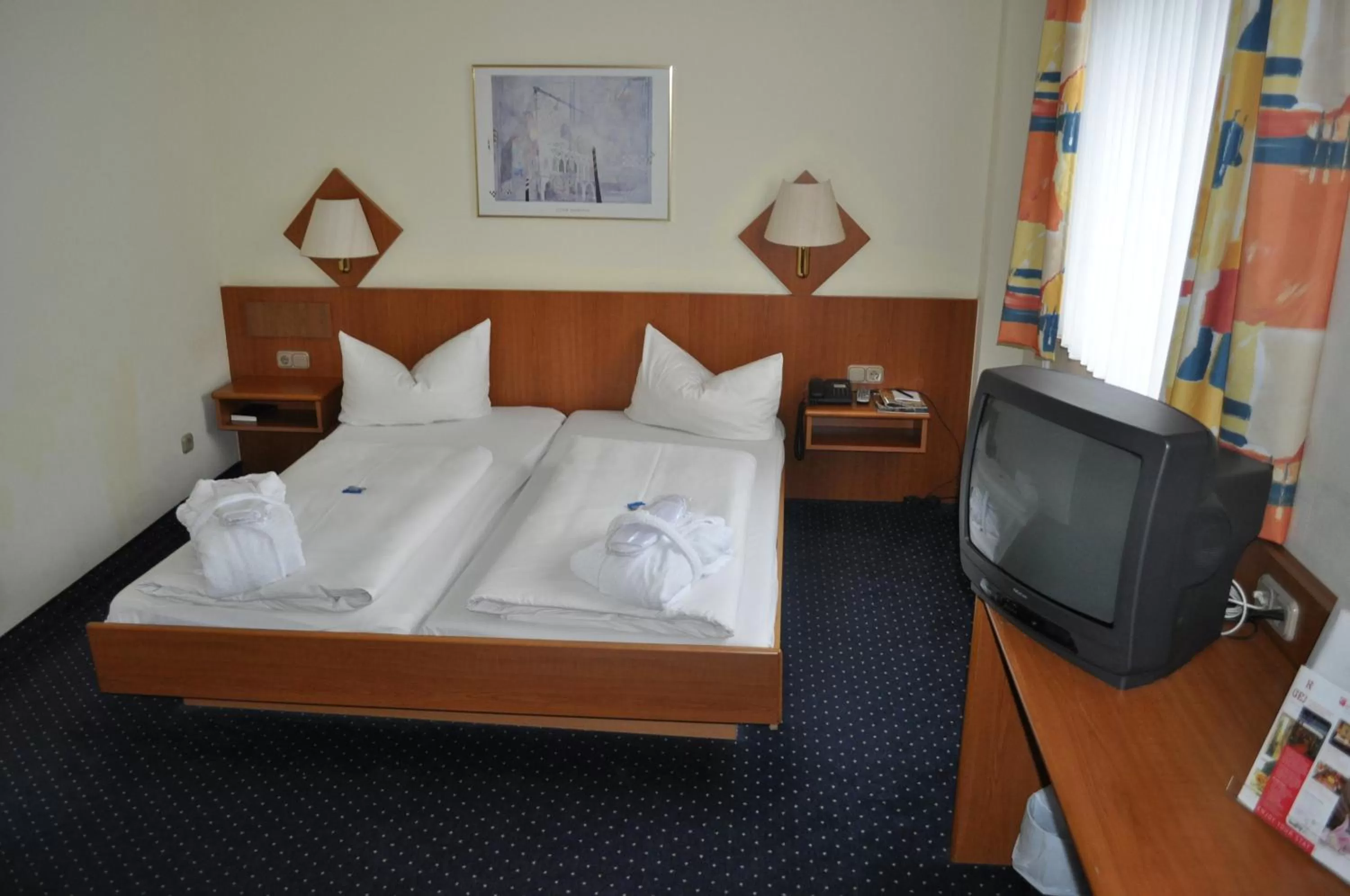 Photo of the whole room, Bed in Fly Inn Hotel Frankfurt Airport Rüsselsheim ehemals Trip Inn Hotels
