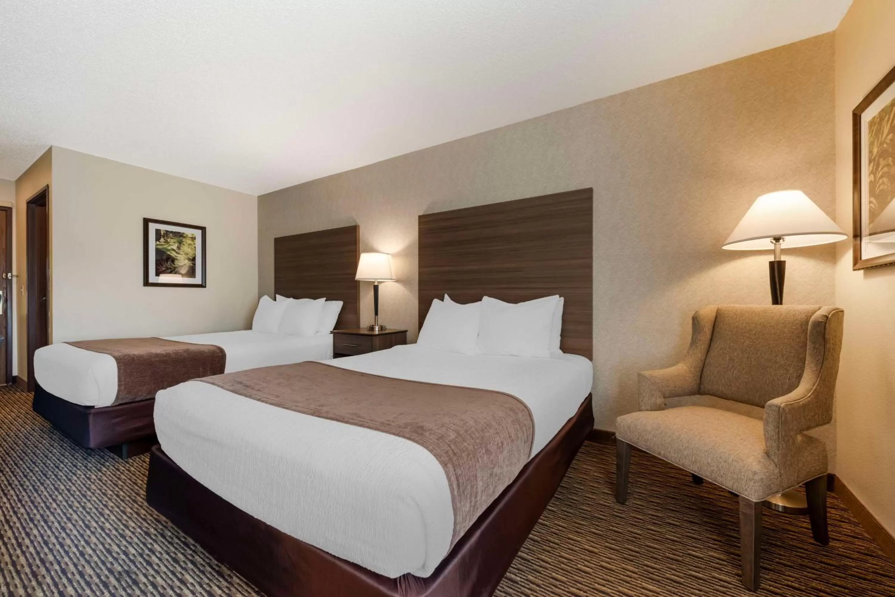 Bedroom, Bed in Best Western Spooner Riverplace