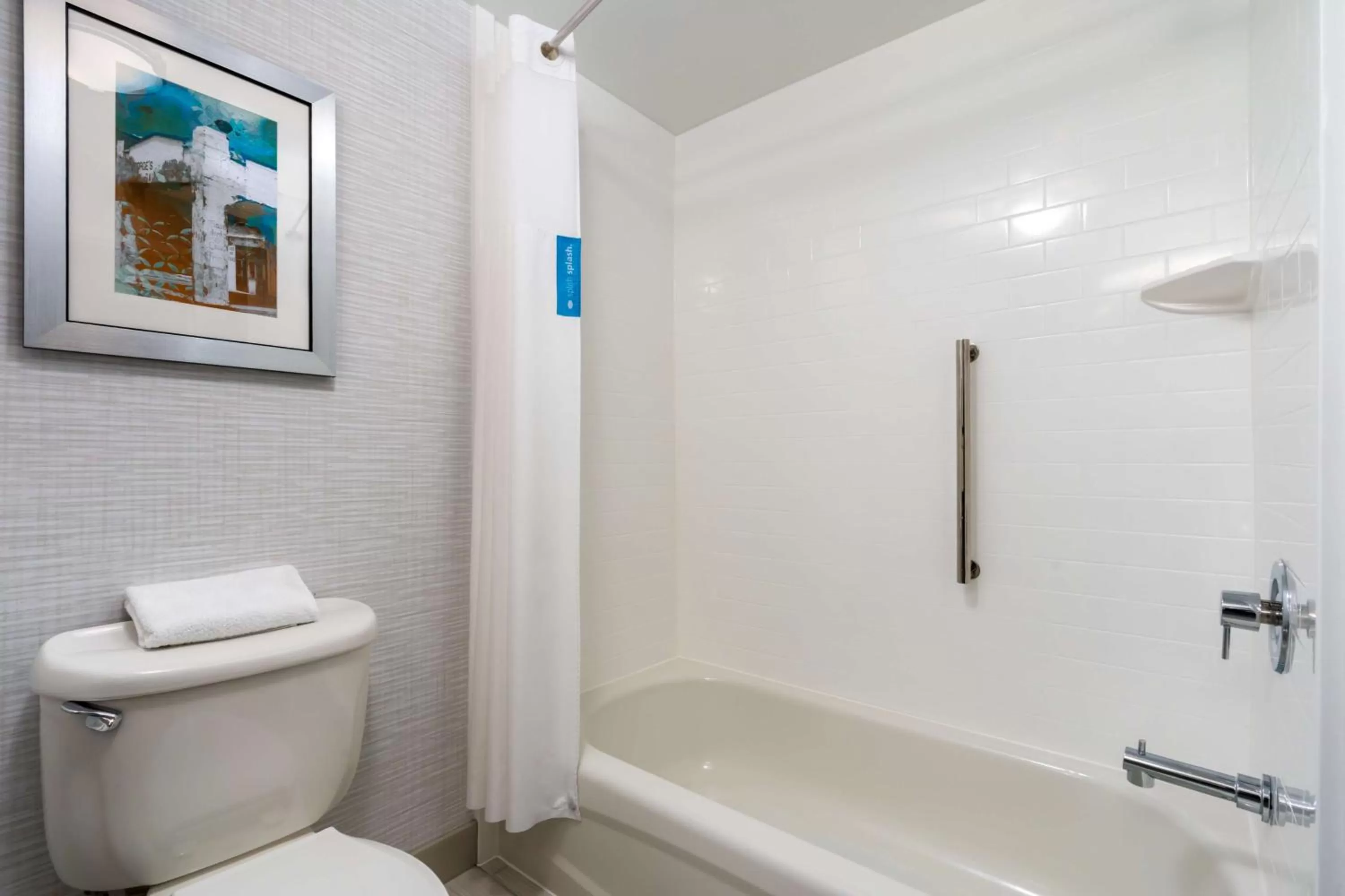 Bathroom in Hampton Inn - Springfield