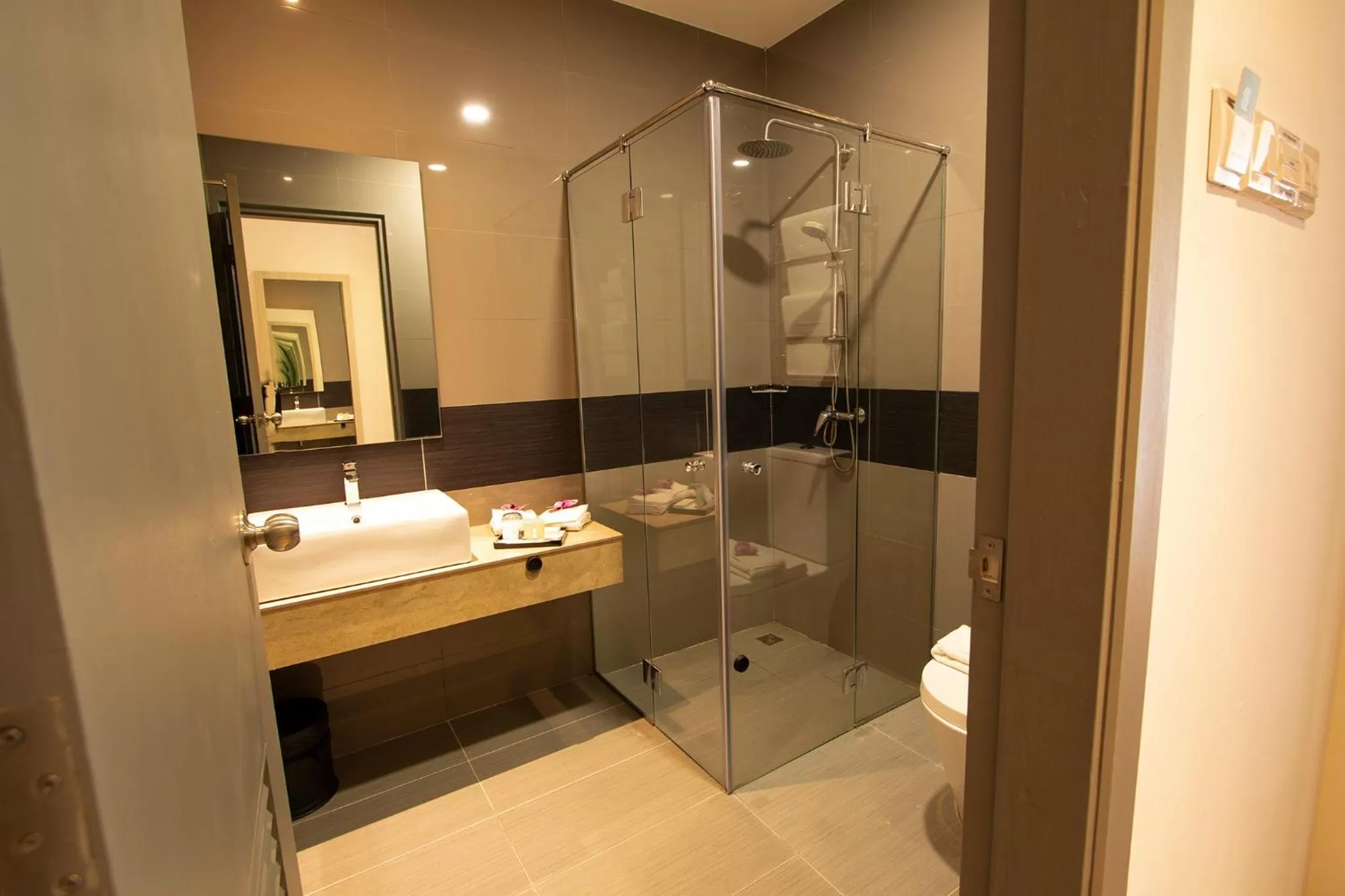 Bathroom in AZ Hotel & Serviced Apartments