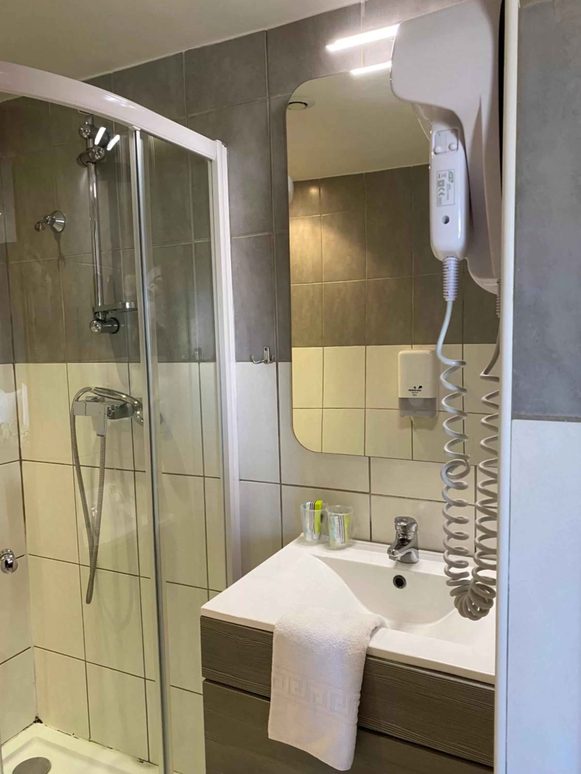 LOGIS Hôtel La Chaumière