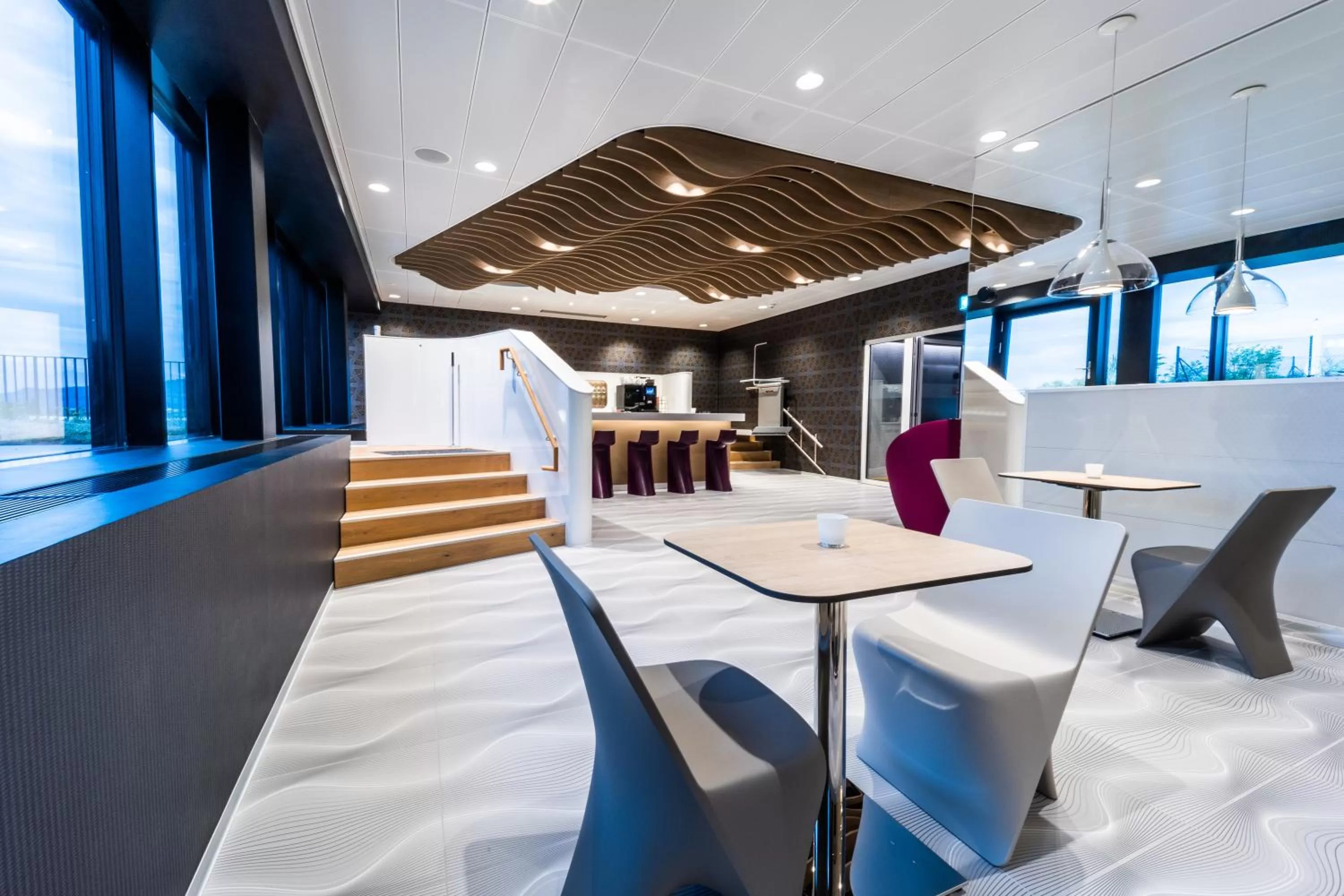 Lounge or bar in Prize by Radisson, Bern City