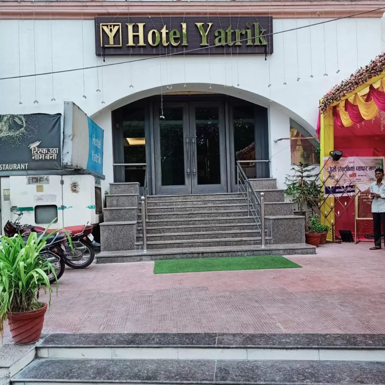 Property building in Hotel Yatrik
