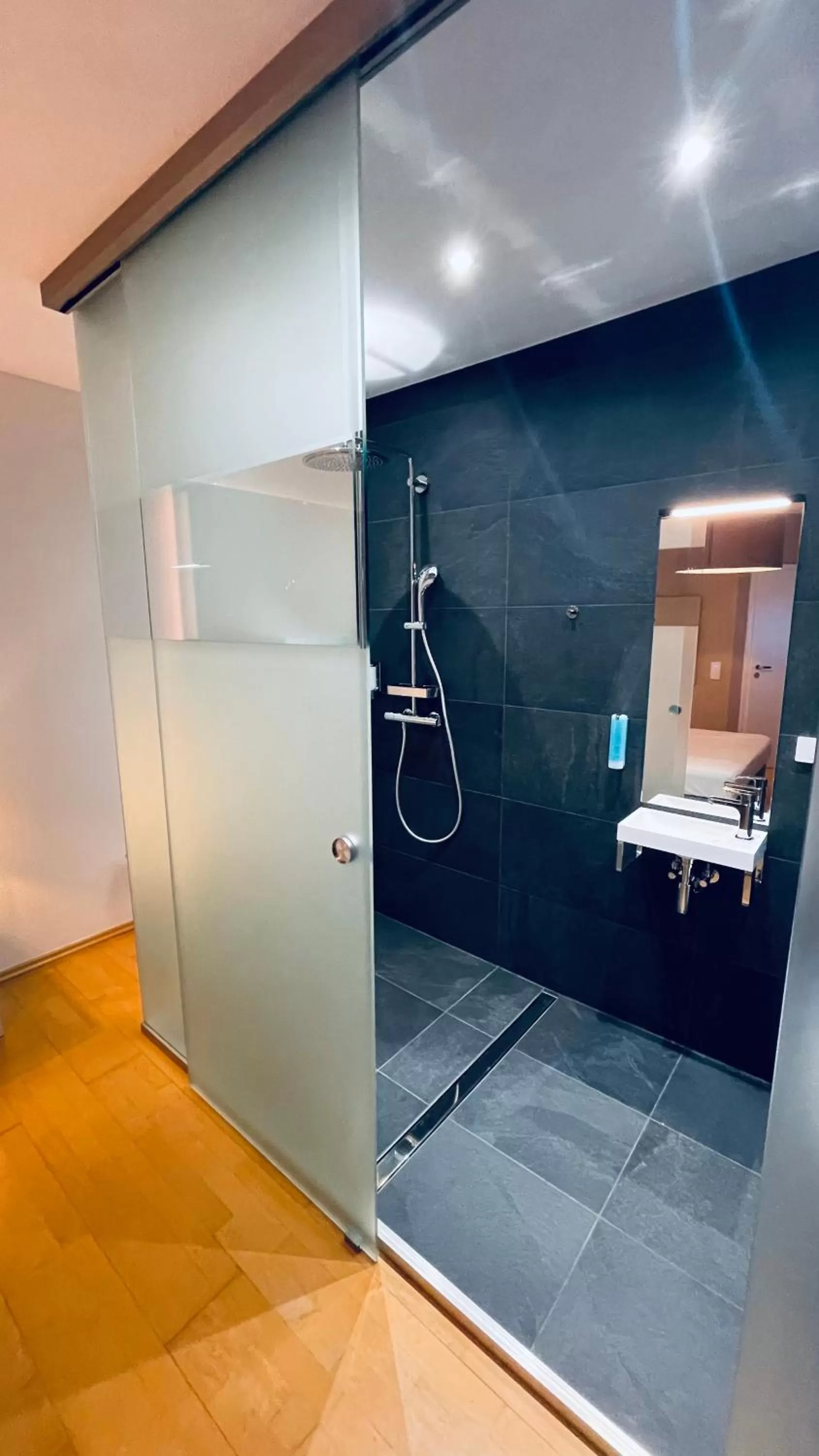 Bathroom in smart&beautiful Guesthouse