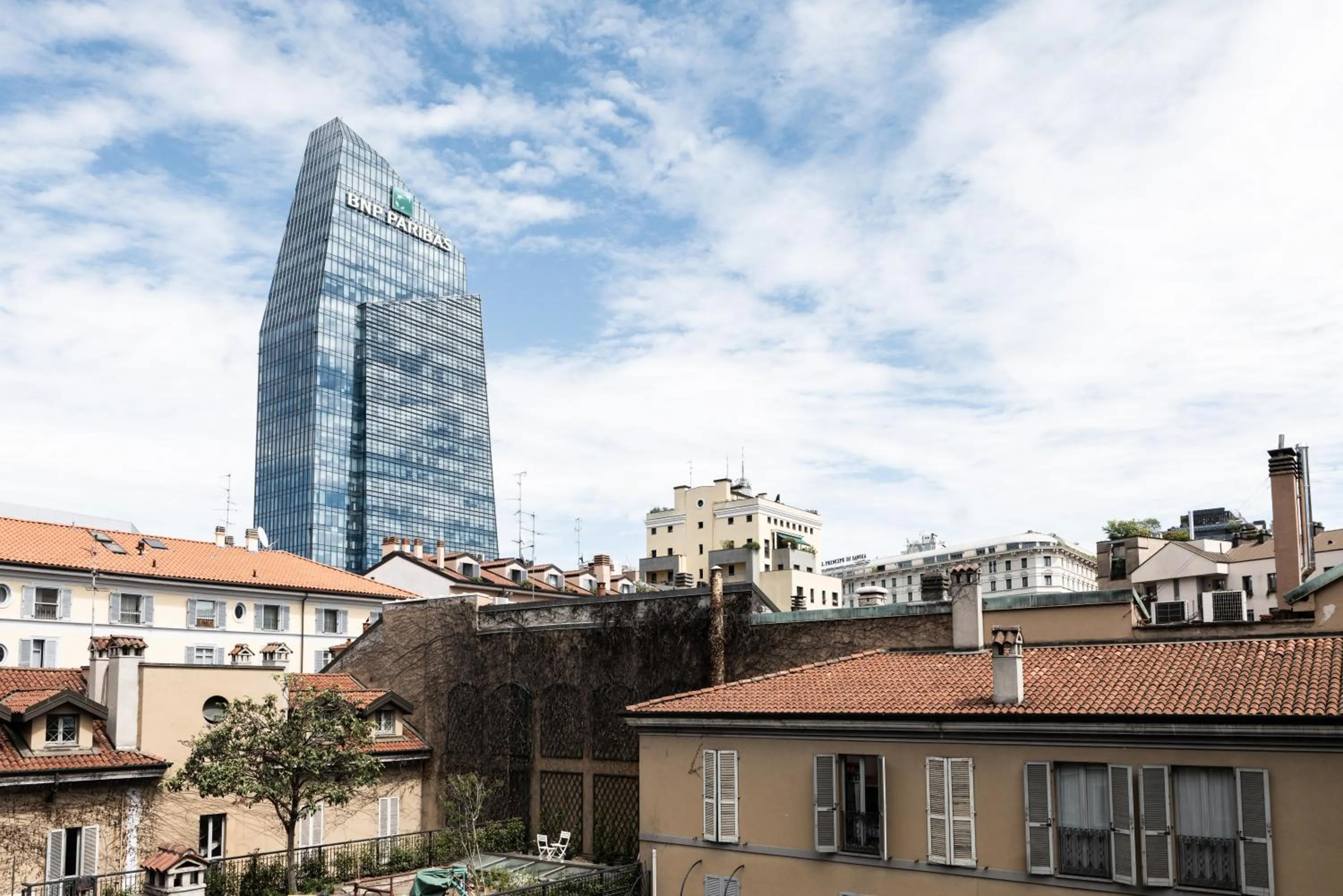 City view in Heart Hotel Milano