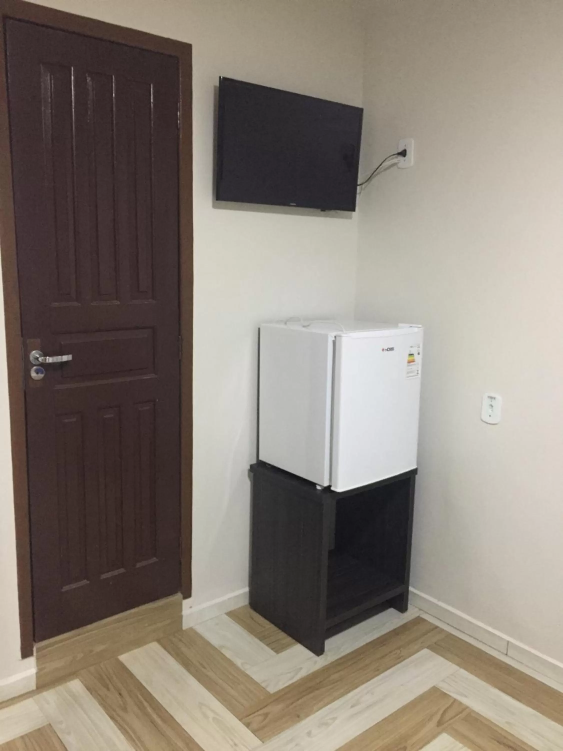 TV/Entertainment Center in Hotel Paradizzo