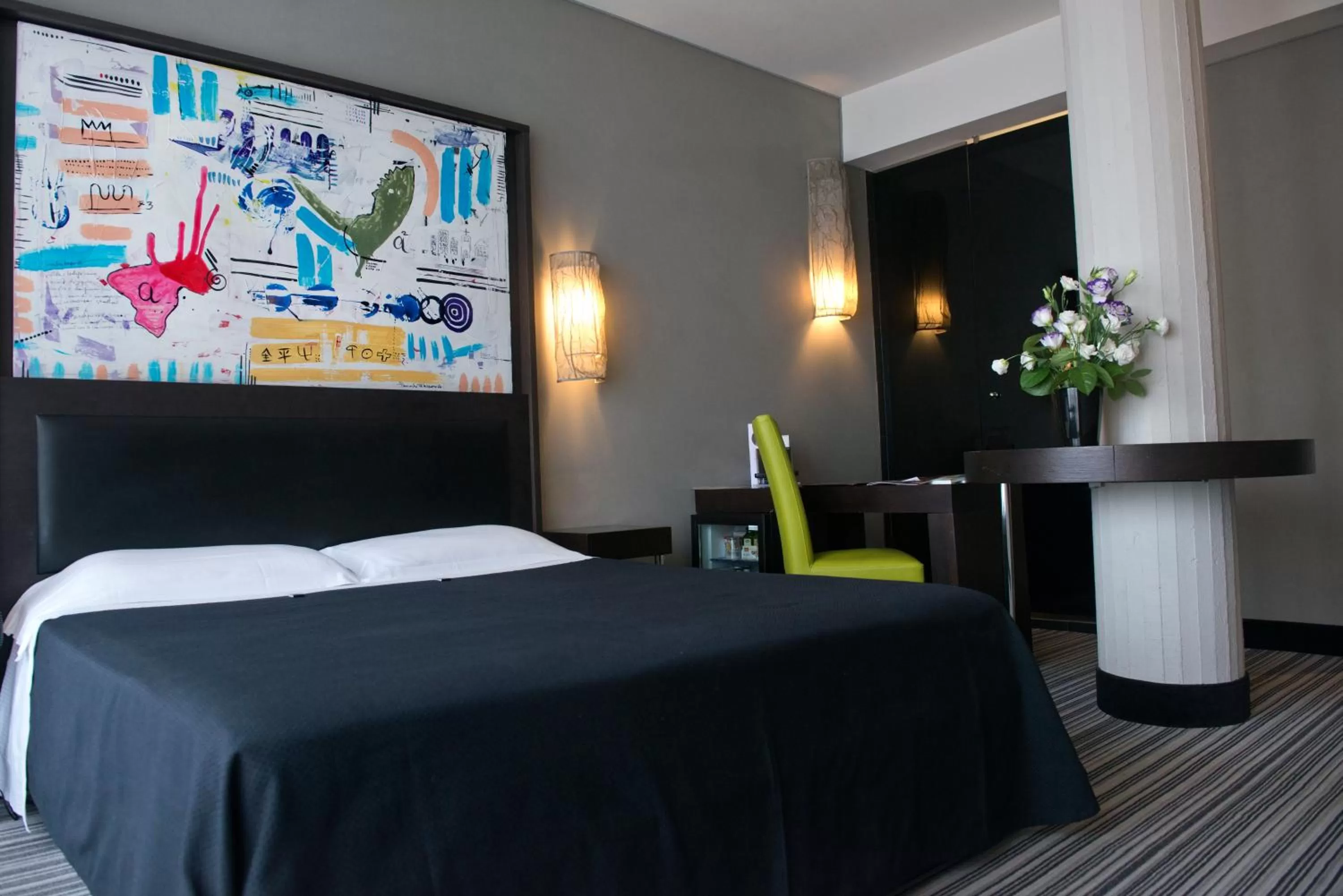 Bed in Twentyone Hotel