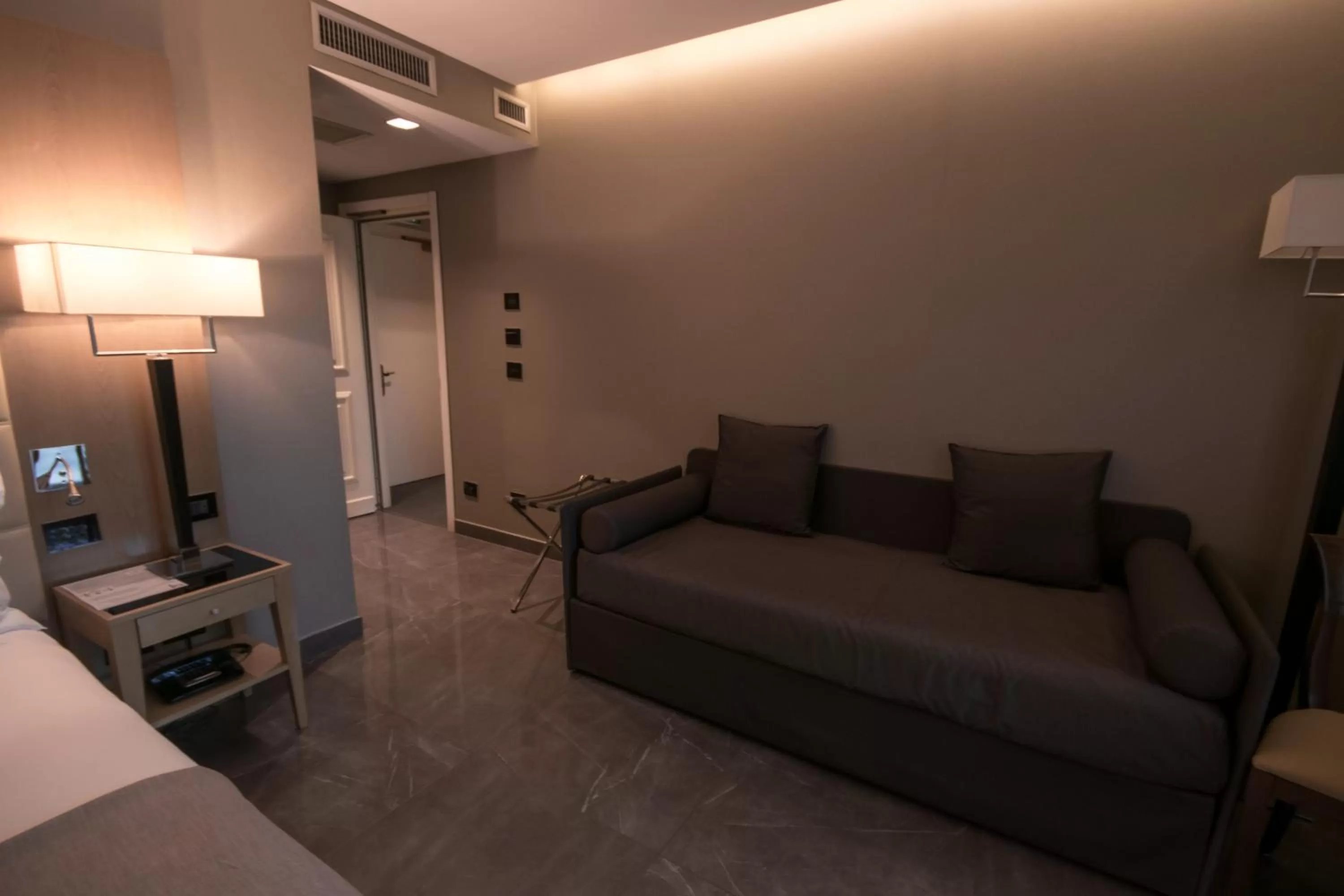 Photo of the whole room in Hotel Forum