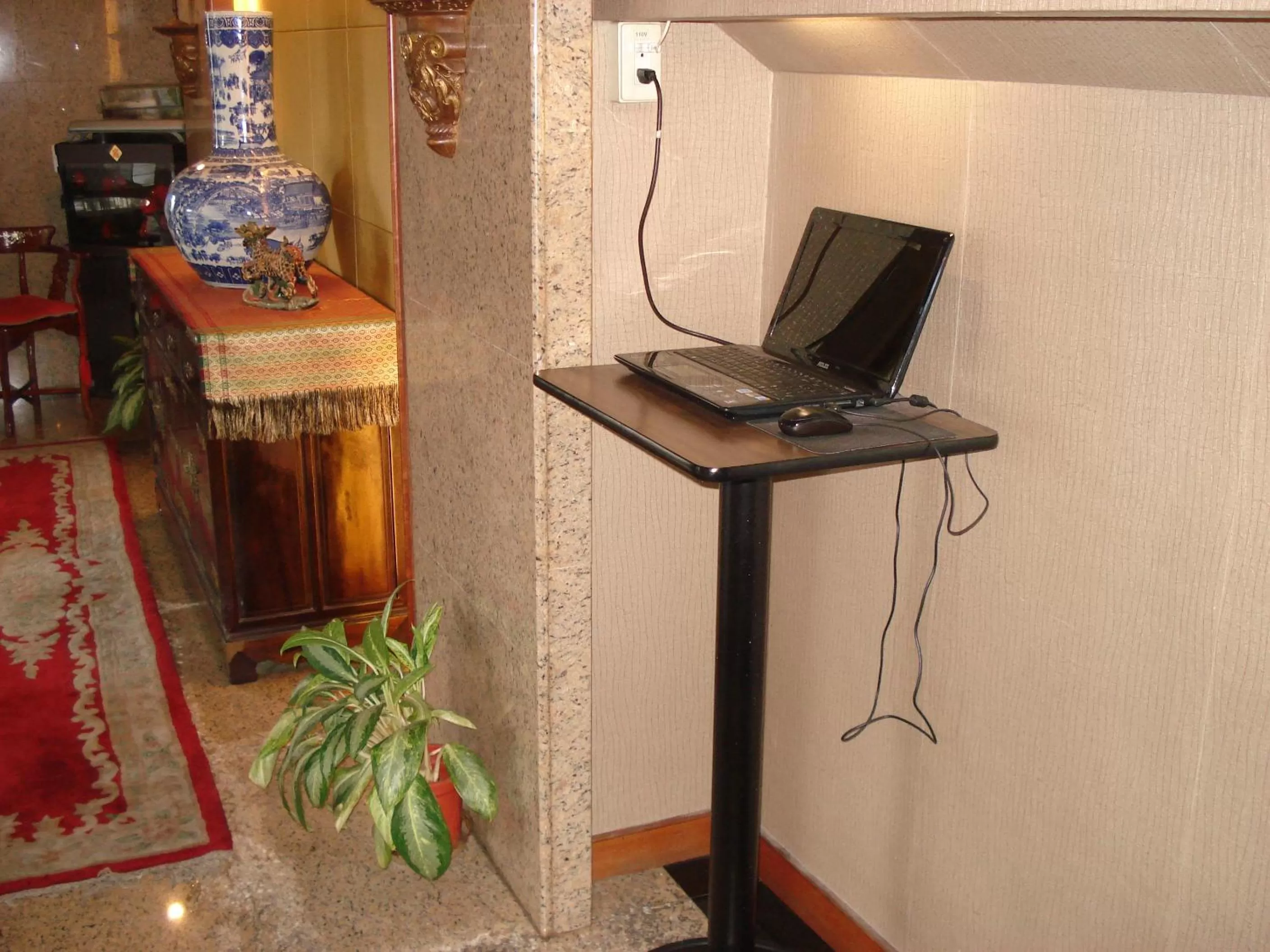 Decorative detail in Attic Hotel