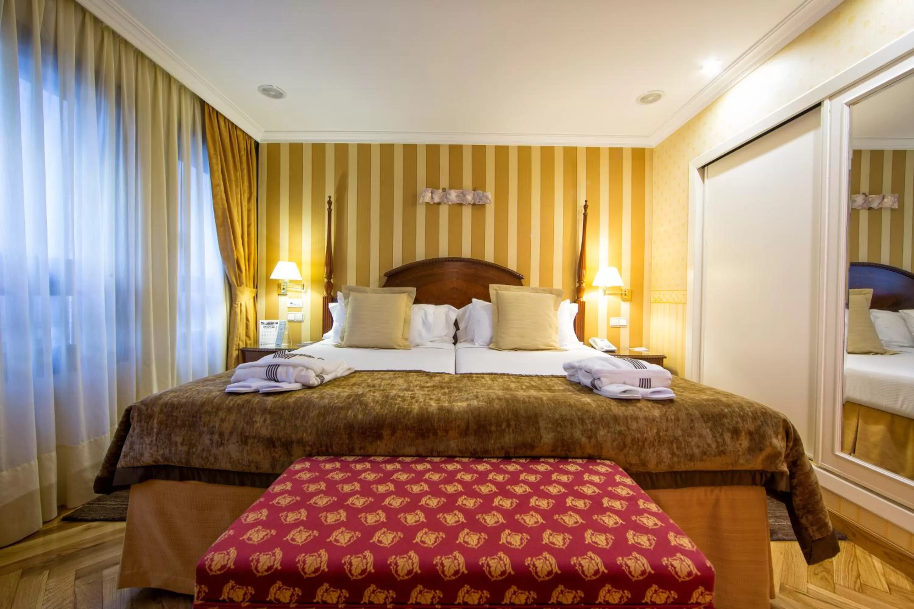 Bed in Eurostars Araguaney