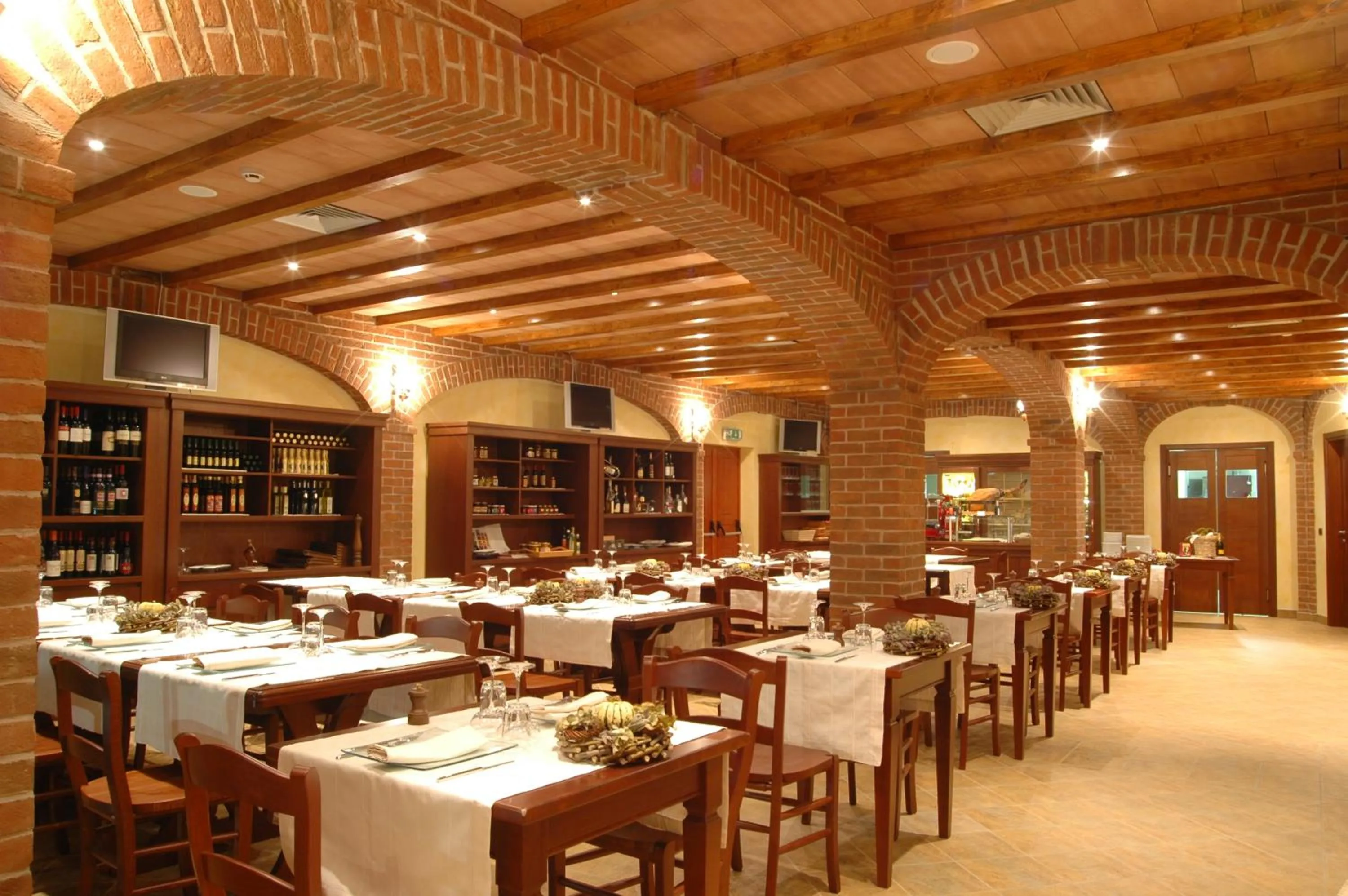 Restaurant/places to eat in AS Hotel Monza
