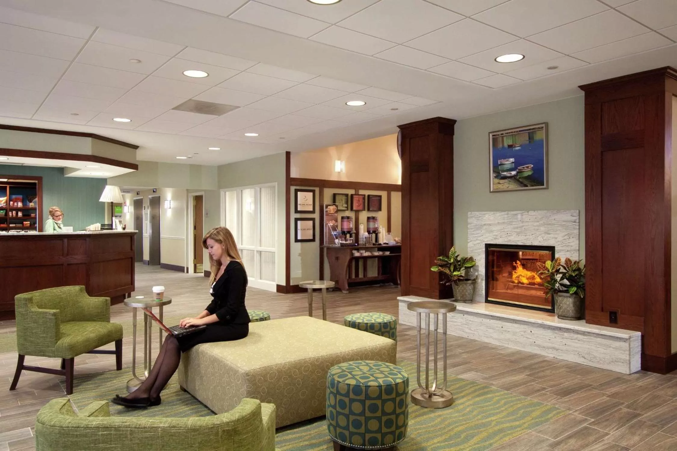 Lobby or reception in Hampton Inn & Suites Providence-Warwick Airport