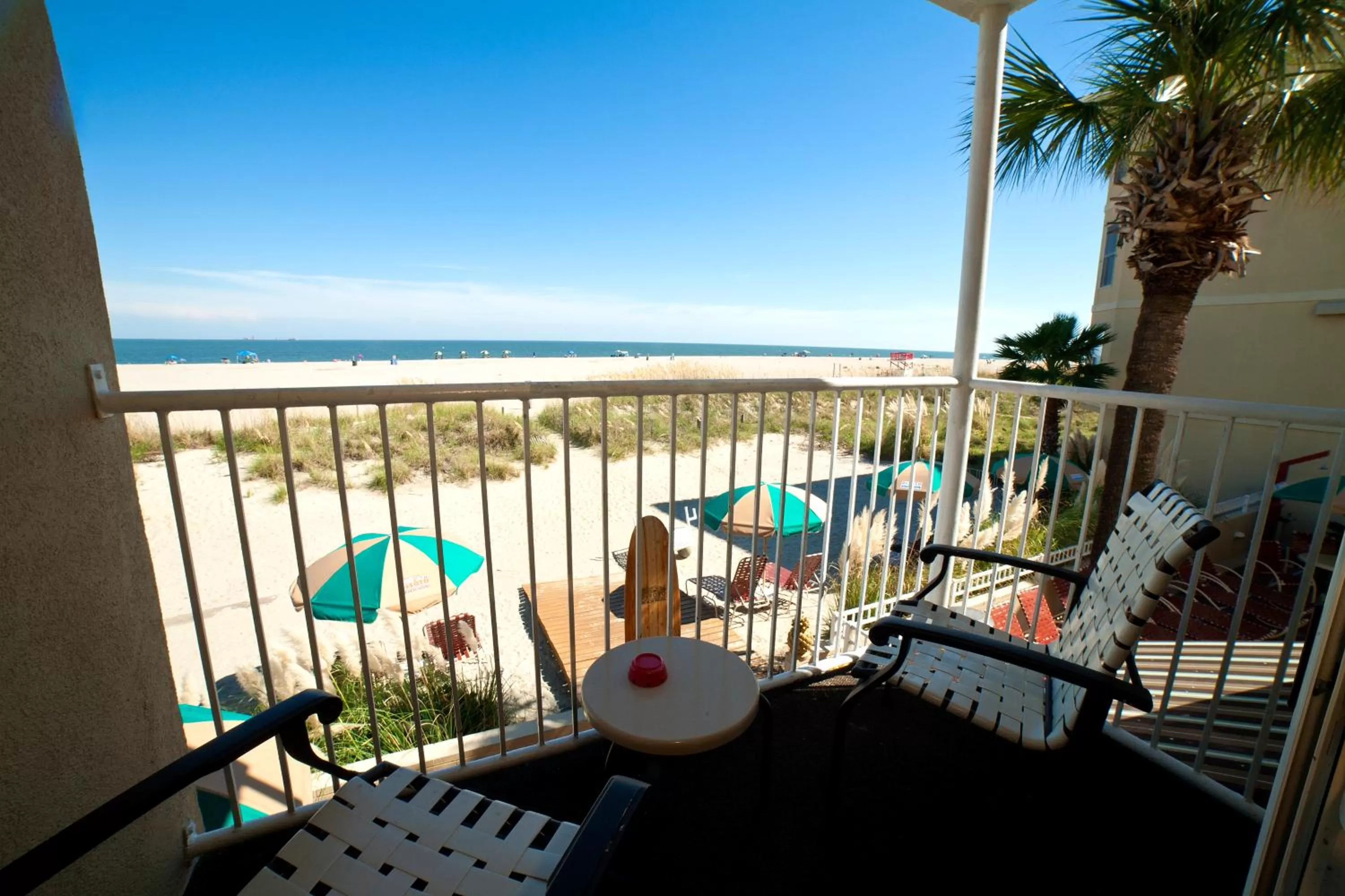 Balcony/Terrace in DeSoto Beach Hotel