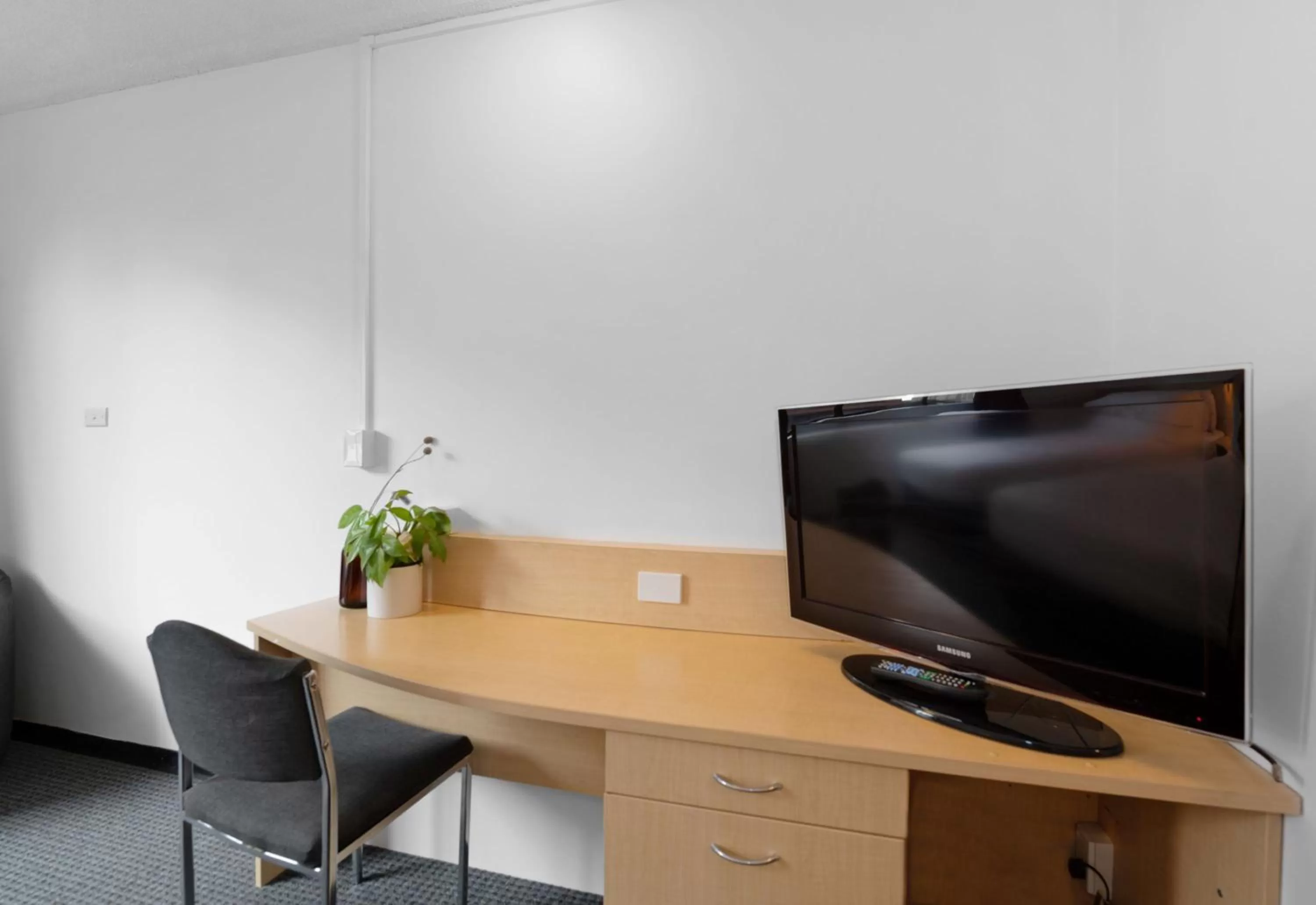 Seating area in Allurity Hotel