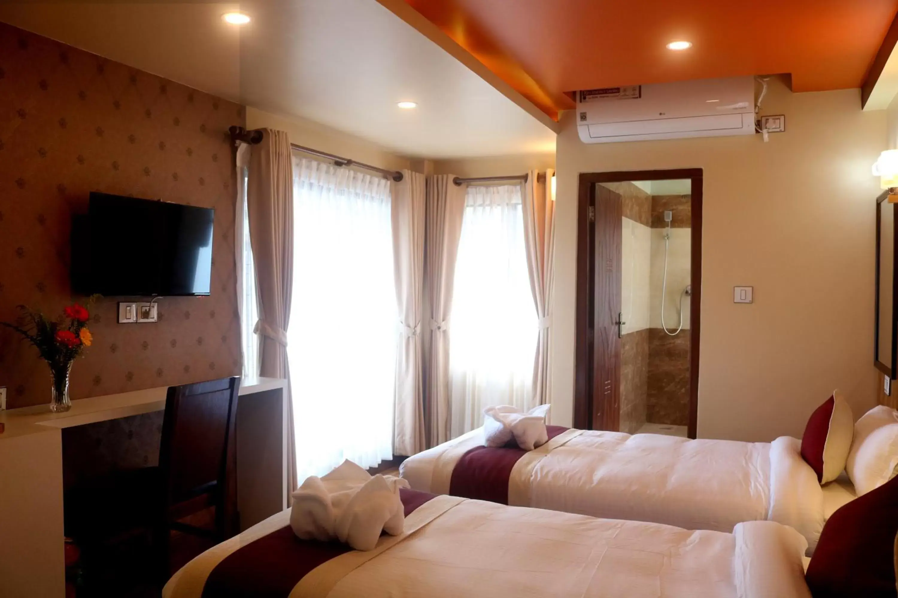 Deluxe Twin Room in Hotel Family Ties Pvt. Ltd. Deluxe Twin Room in Hotel Family Ties Pvt. Ltd.