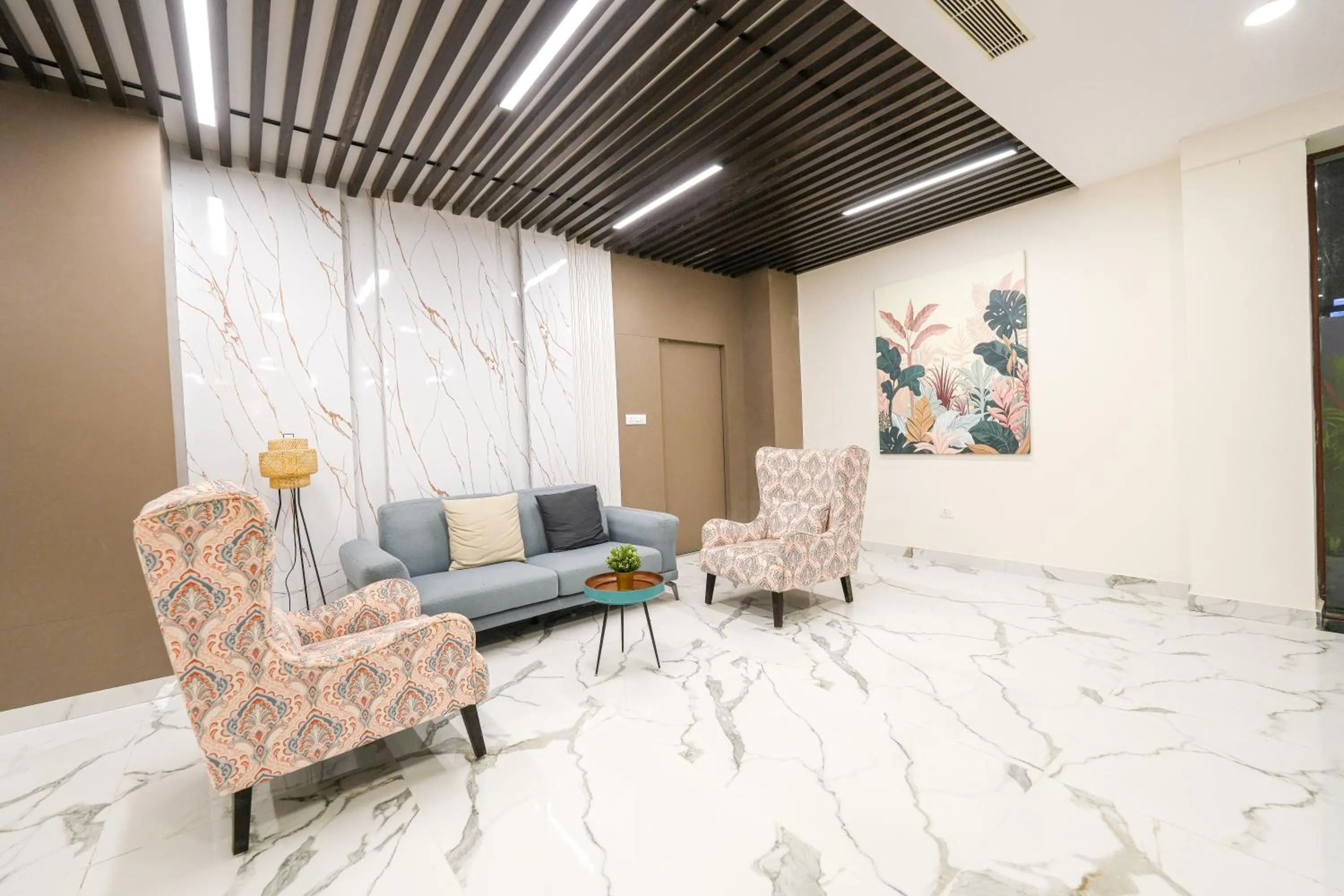 Lobby or reception in Casa Hotel & Suites, Gachibowli, Hyderabad