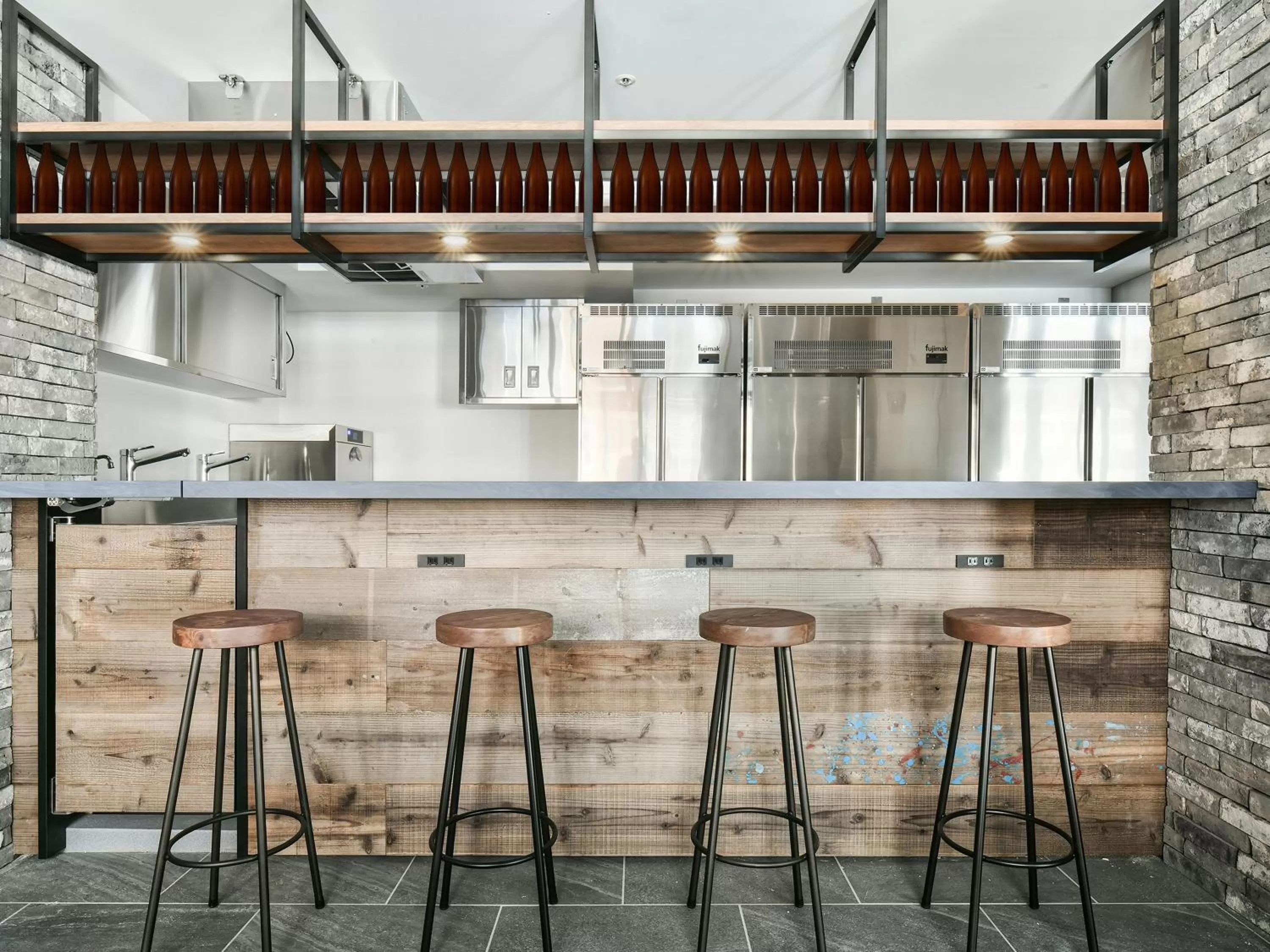 Restaurant/places to eat in VESSEL INN NAMBA