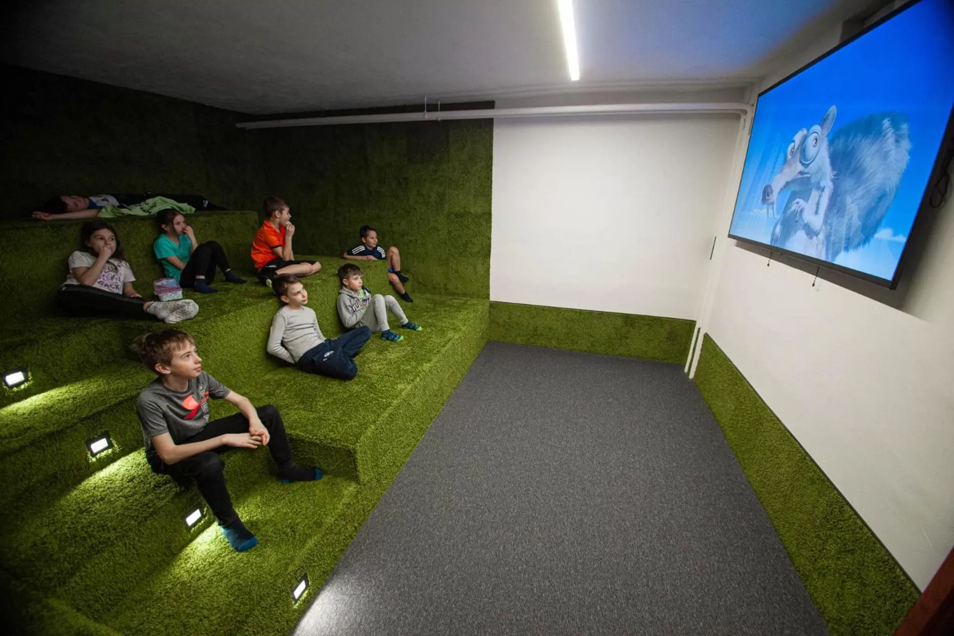 TV and multimedia in Hotel Kras