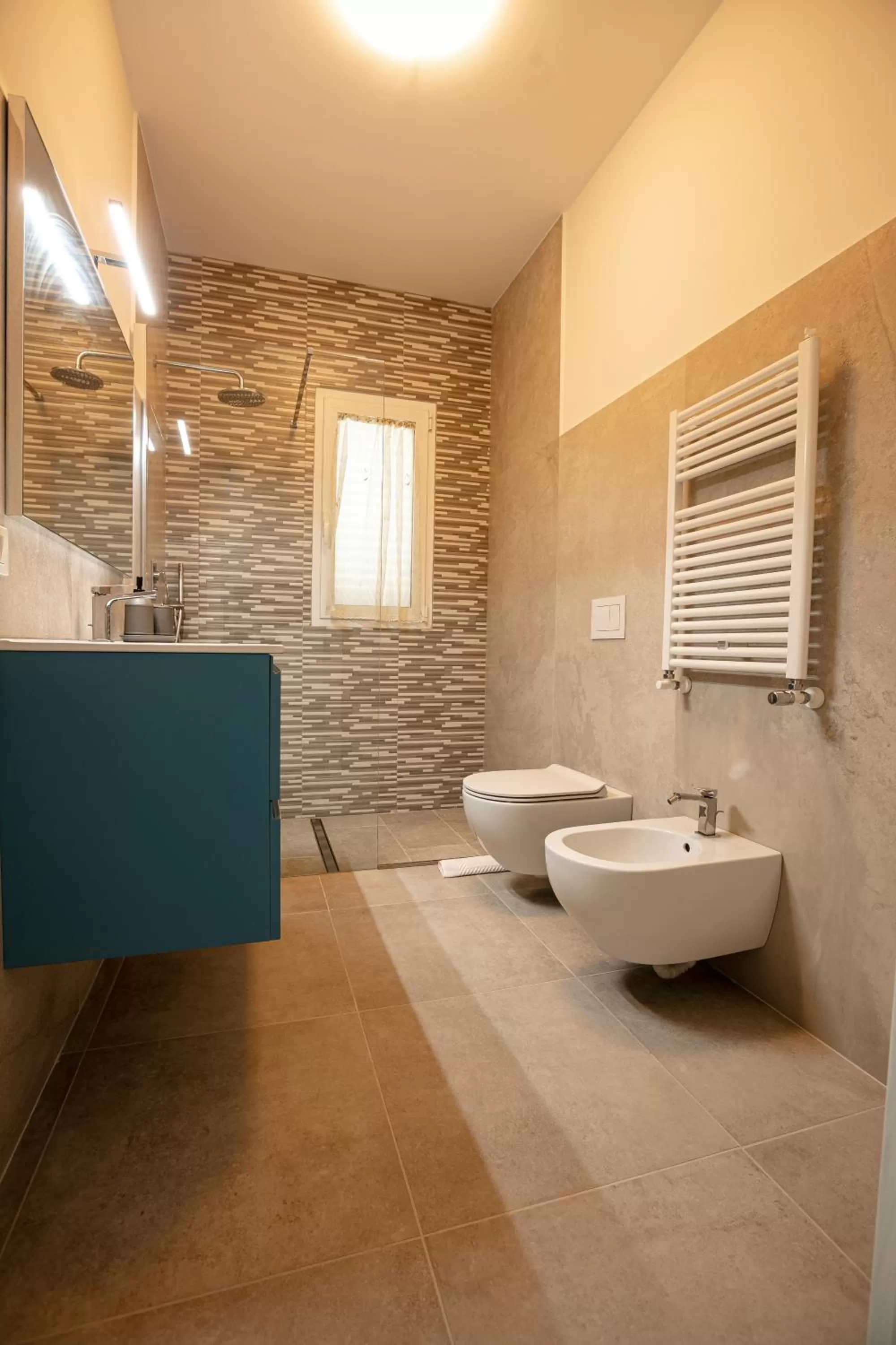 Toilet, Bathroom in Etnamare Brucoli