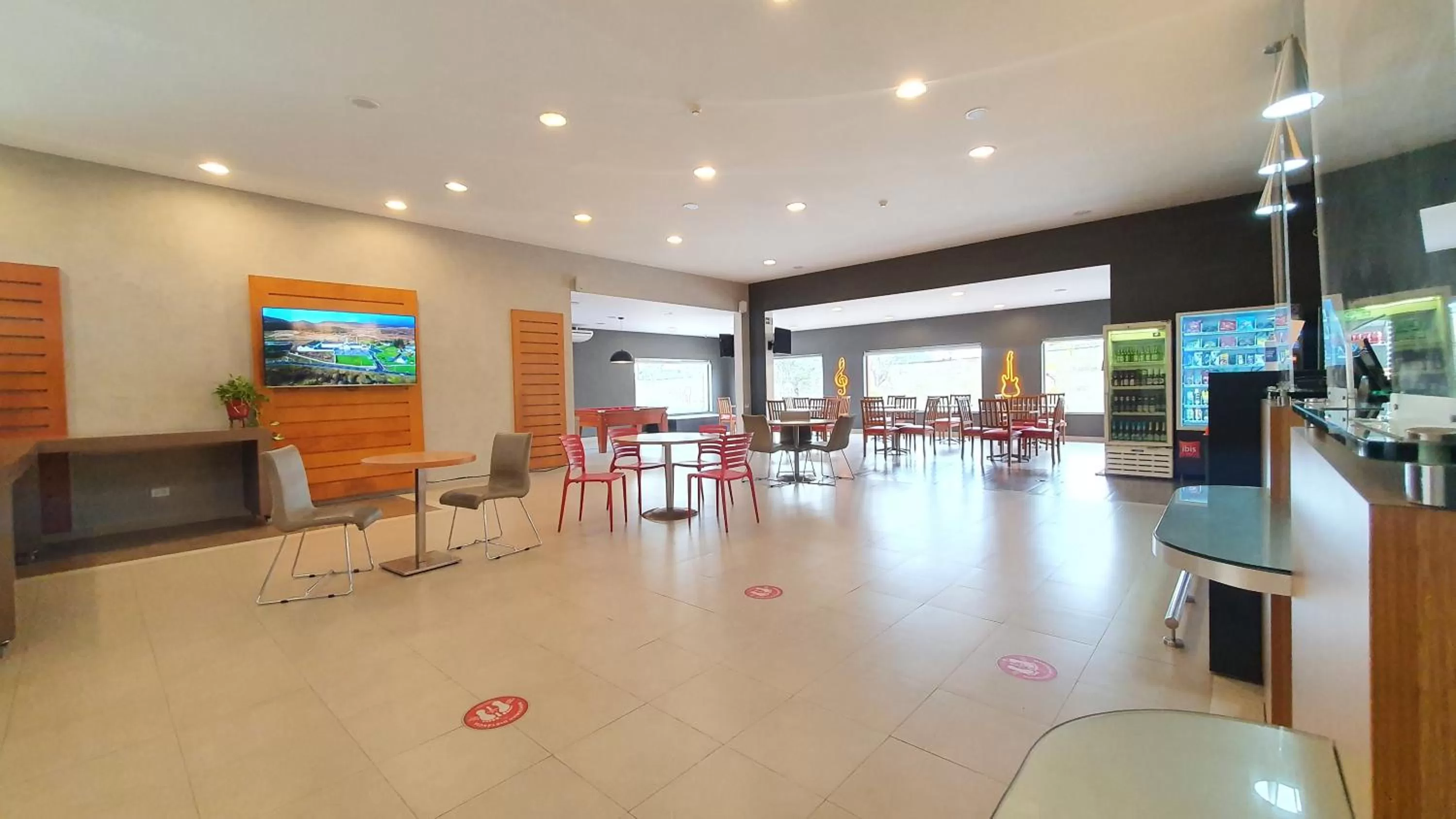 Restaurant/places to eat in ibis Manaus Distrito Industrial