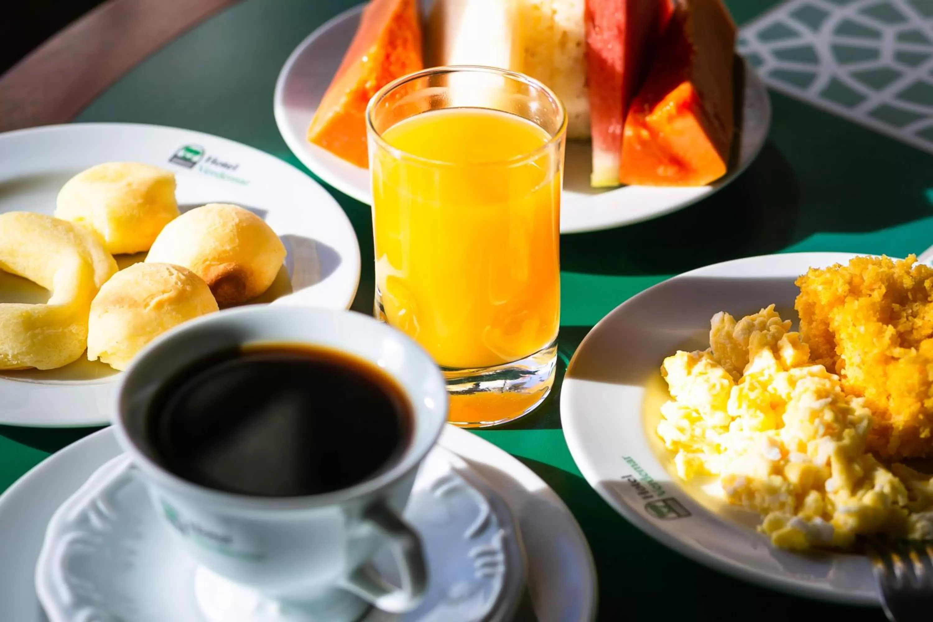 Food and drinks in Hotel Verdemar