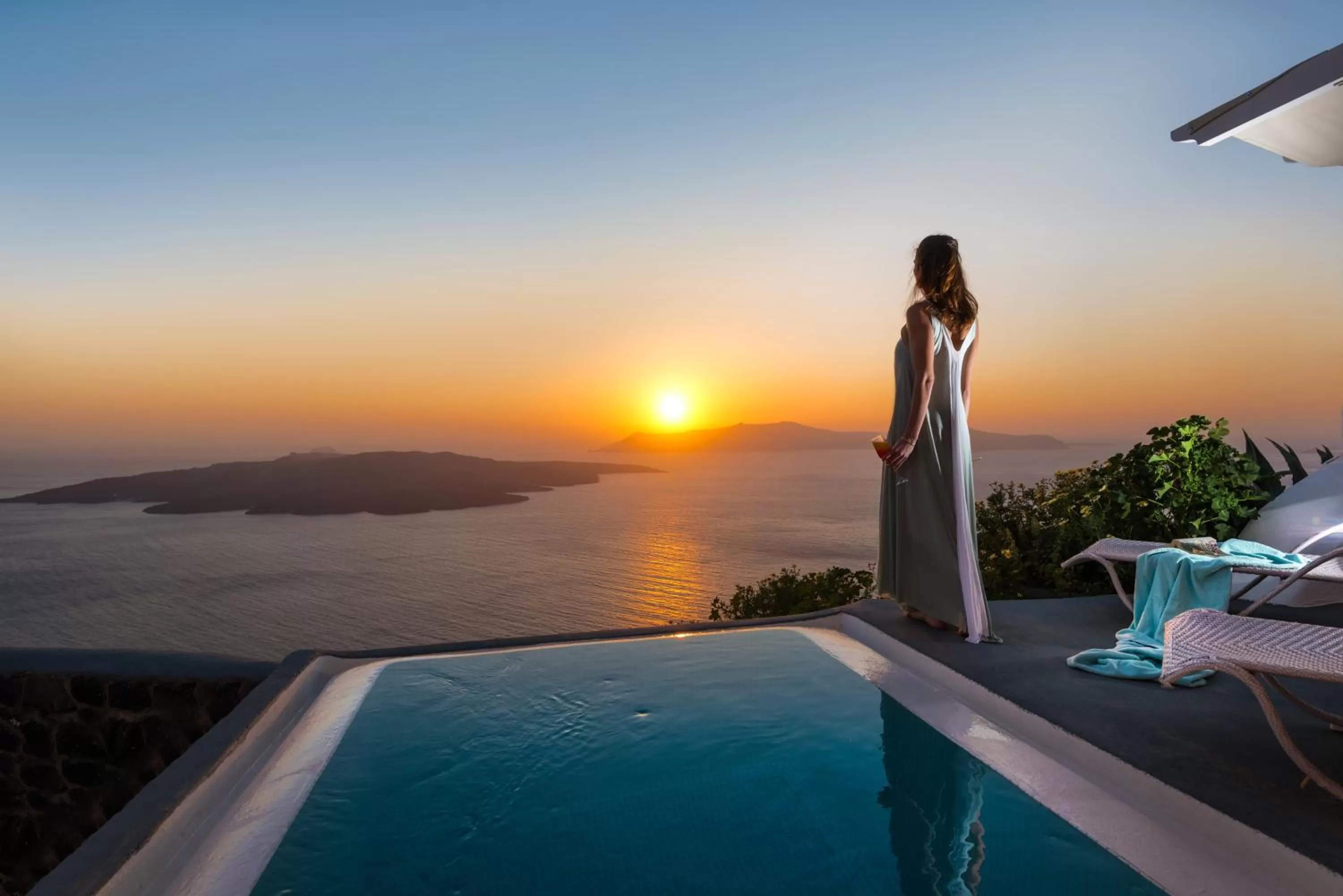 Swimming pool in Adamant Suites