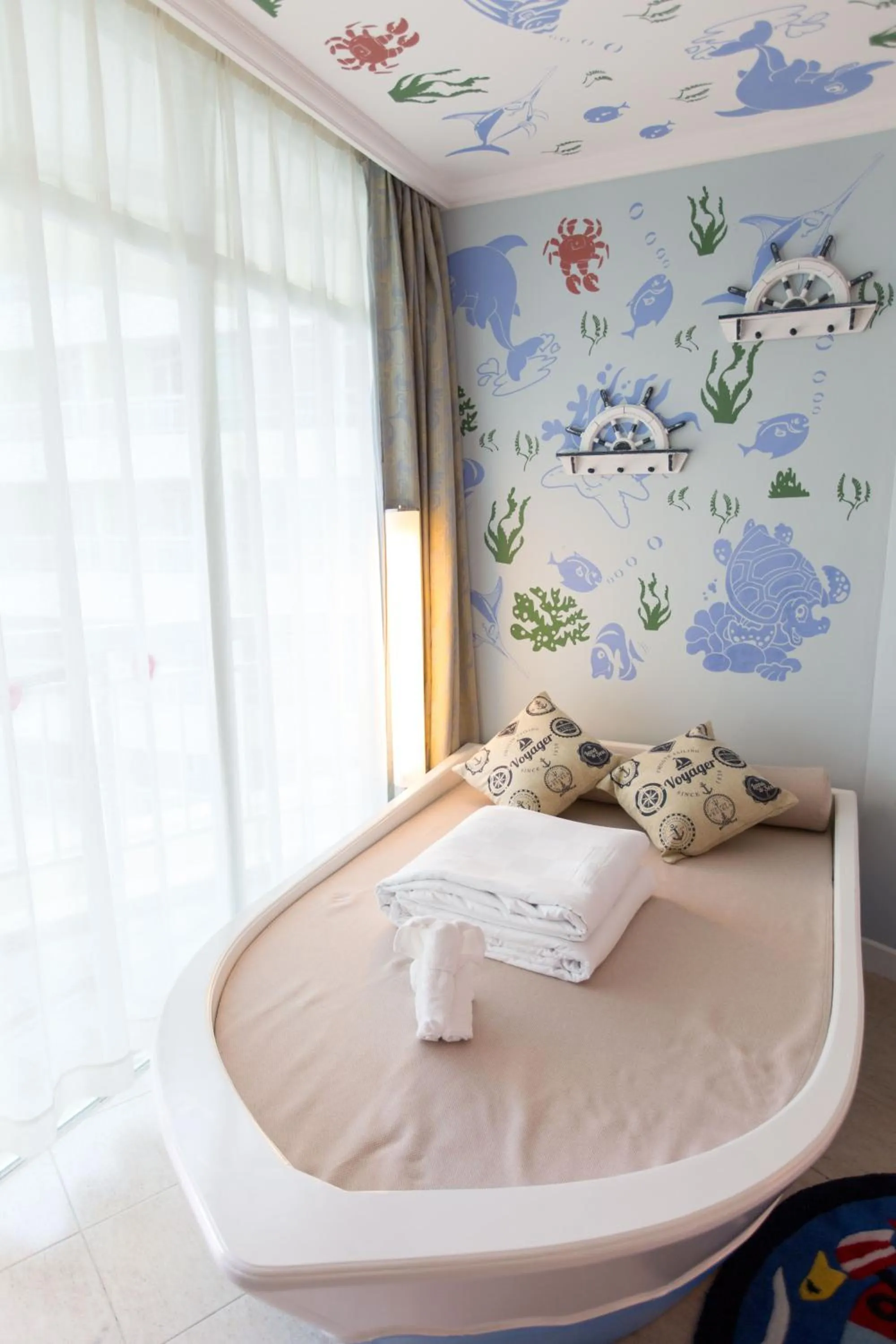 Photo of the whole room, Bed in Sunshine Resort Intime Sanya