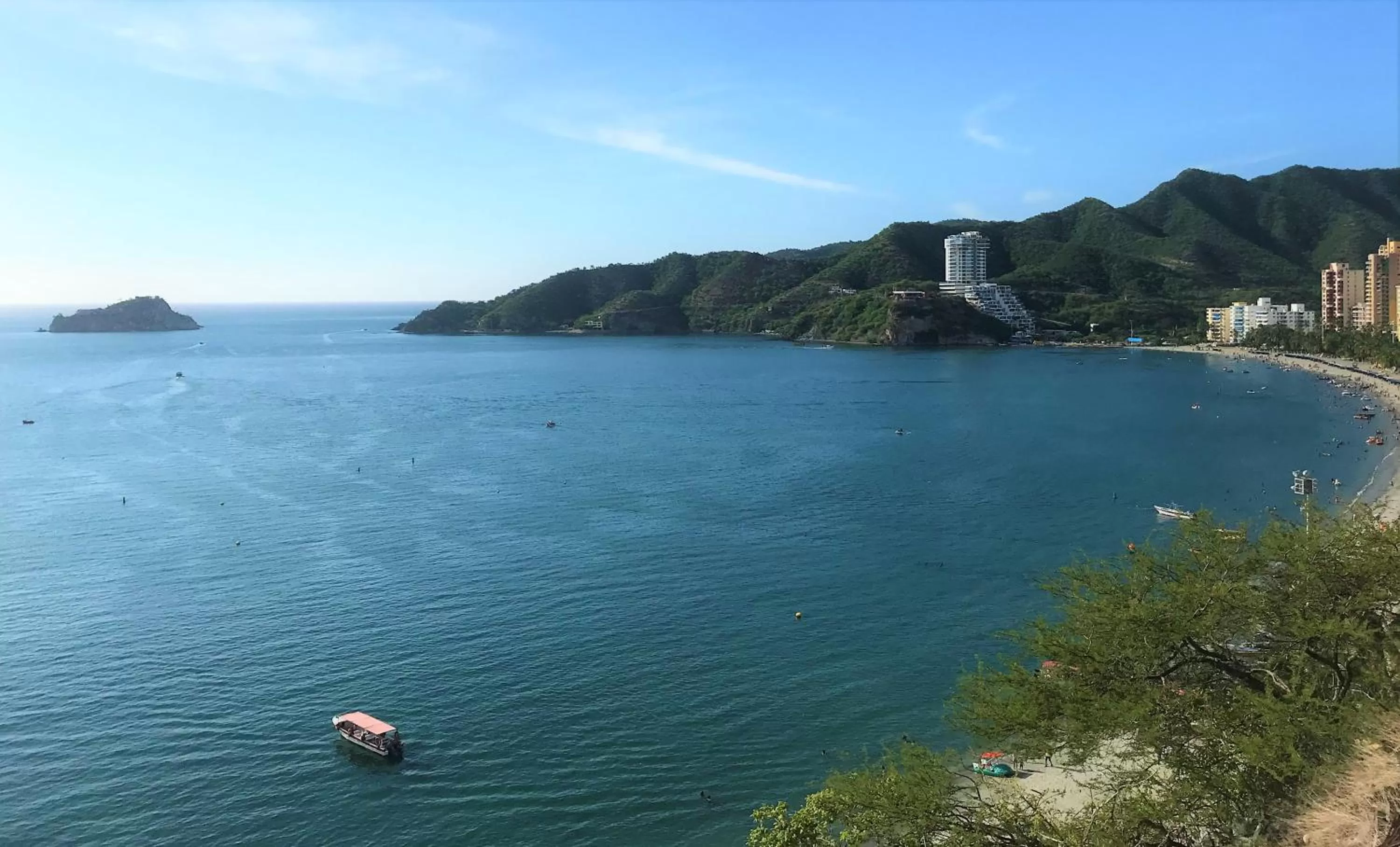 Beach in Edificio El Peñon del Rodadero Apartamento Playa Rodadero