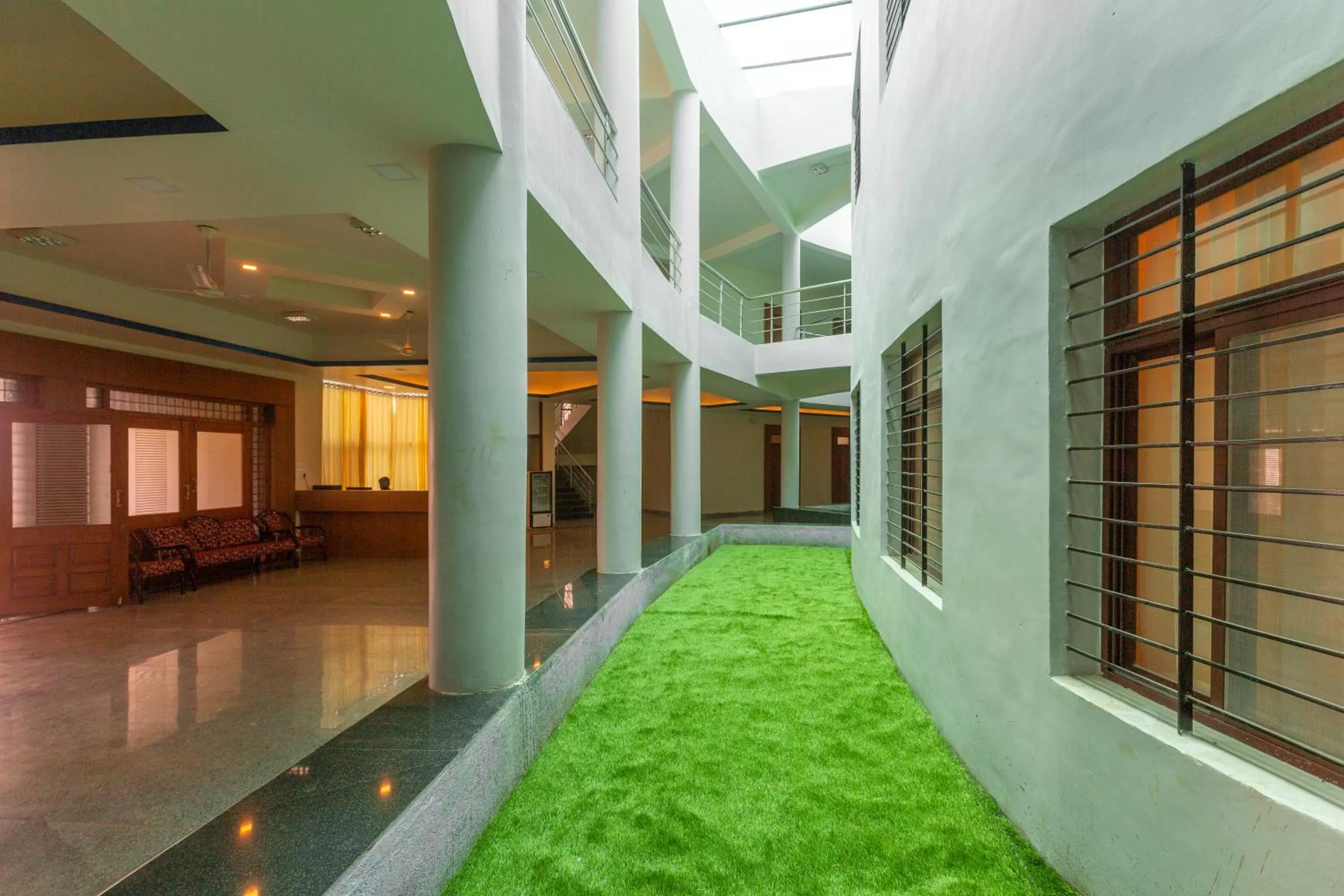 KSTDC Hotel Mayura Krishna Almatti