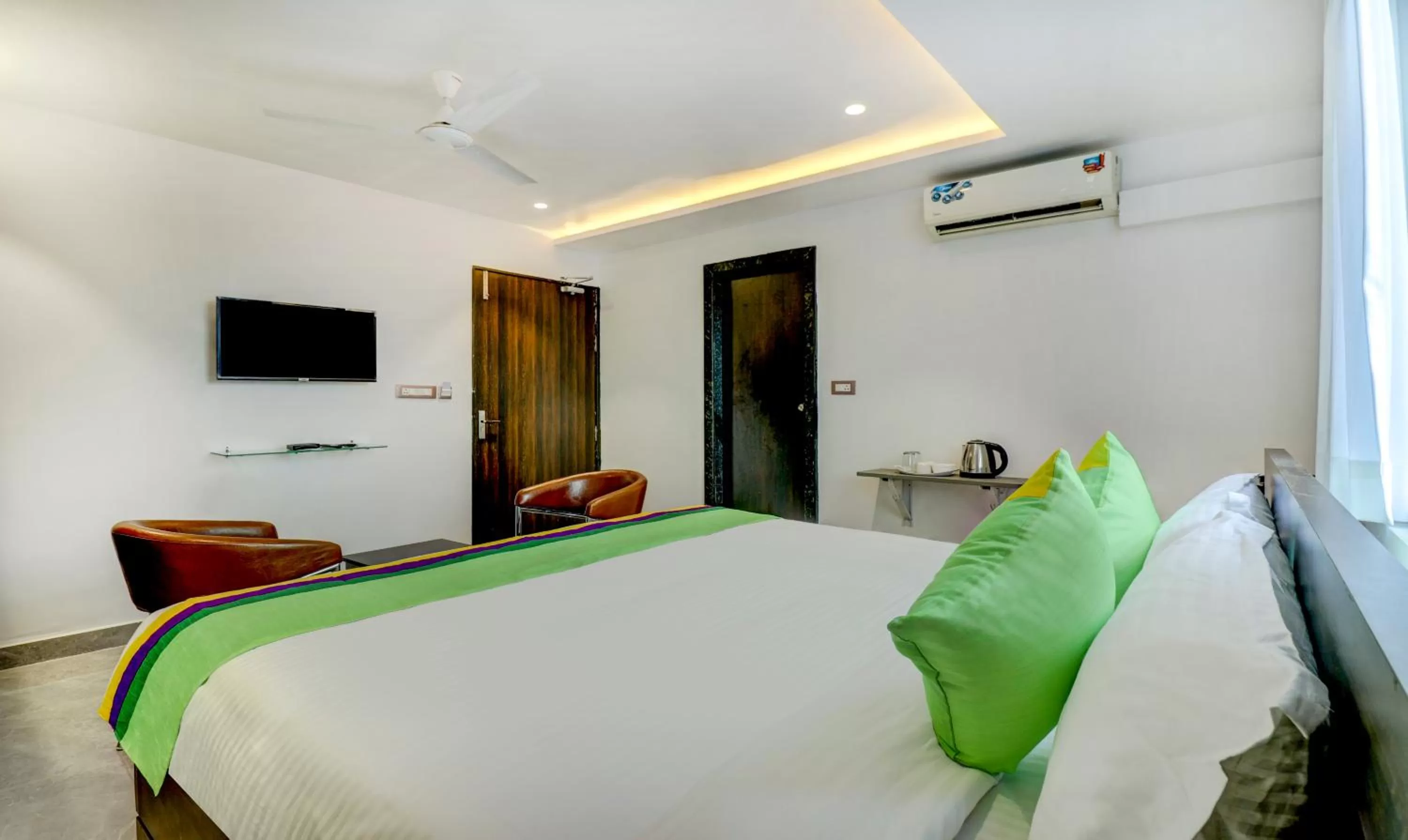 Bed in Treebo Trend Siesta Muralinagar