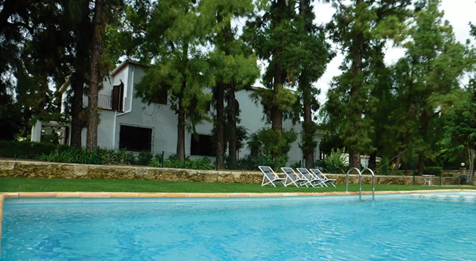Swimming pool in El Sequer Casa Rural