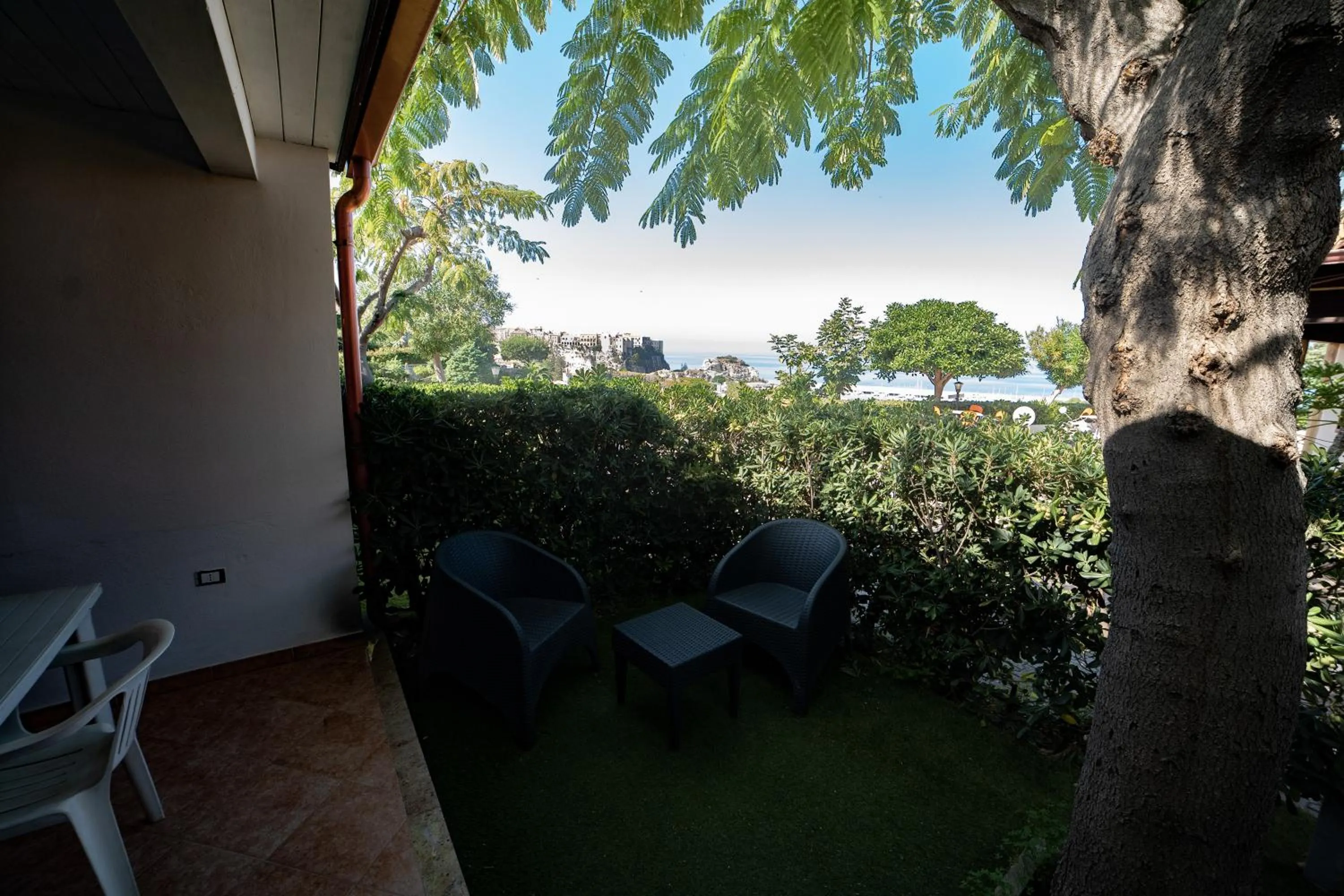 Garden view in Residence New Paradise