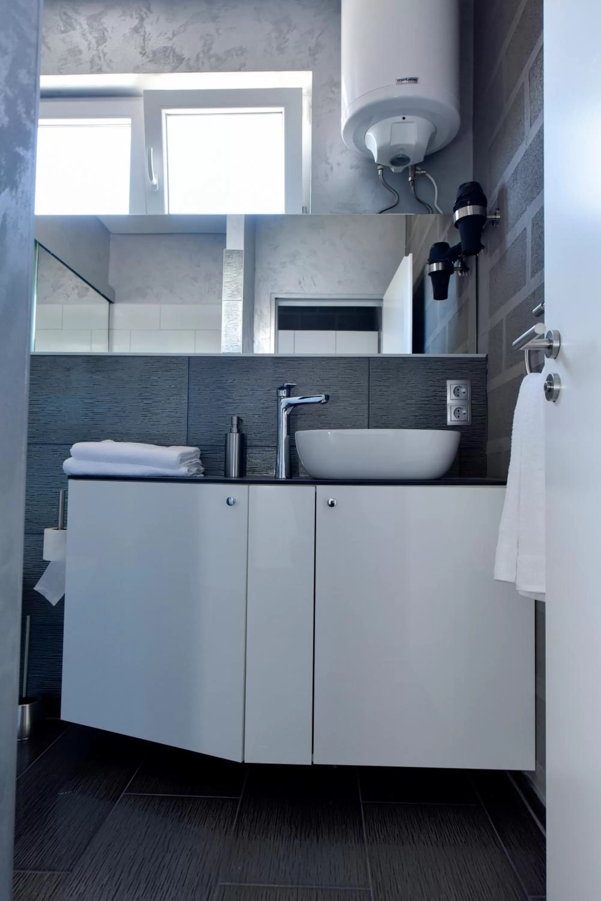 Bathroom in Apartmani i Bungalovi TROJKA