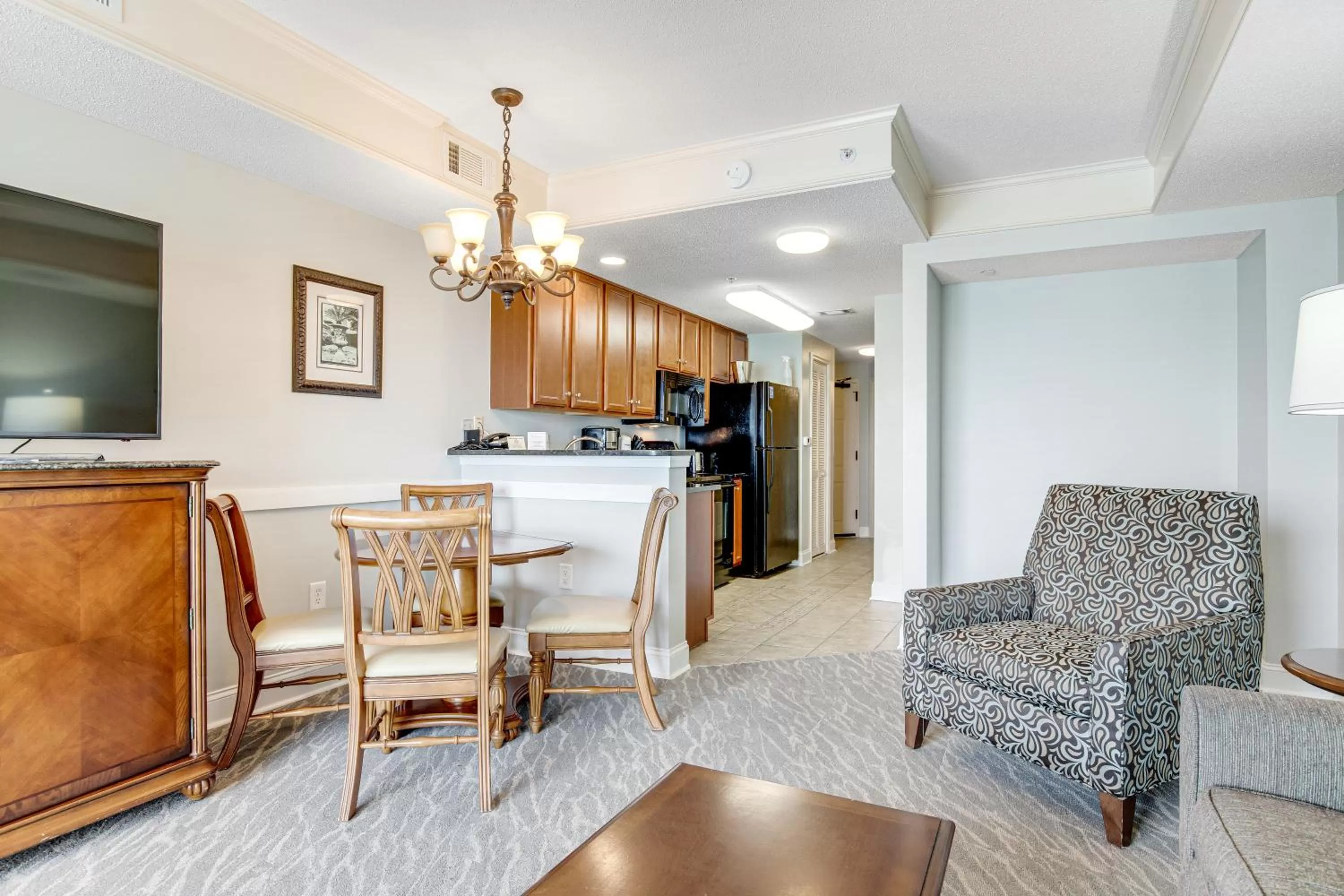 Dining area in Anderson Ocean Club and Spa by Oceana Resorts