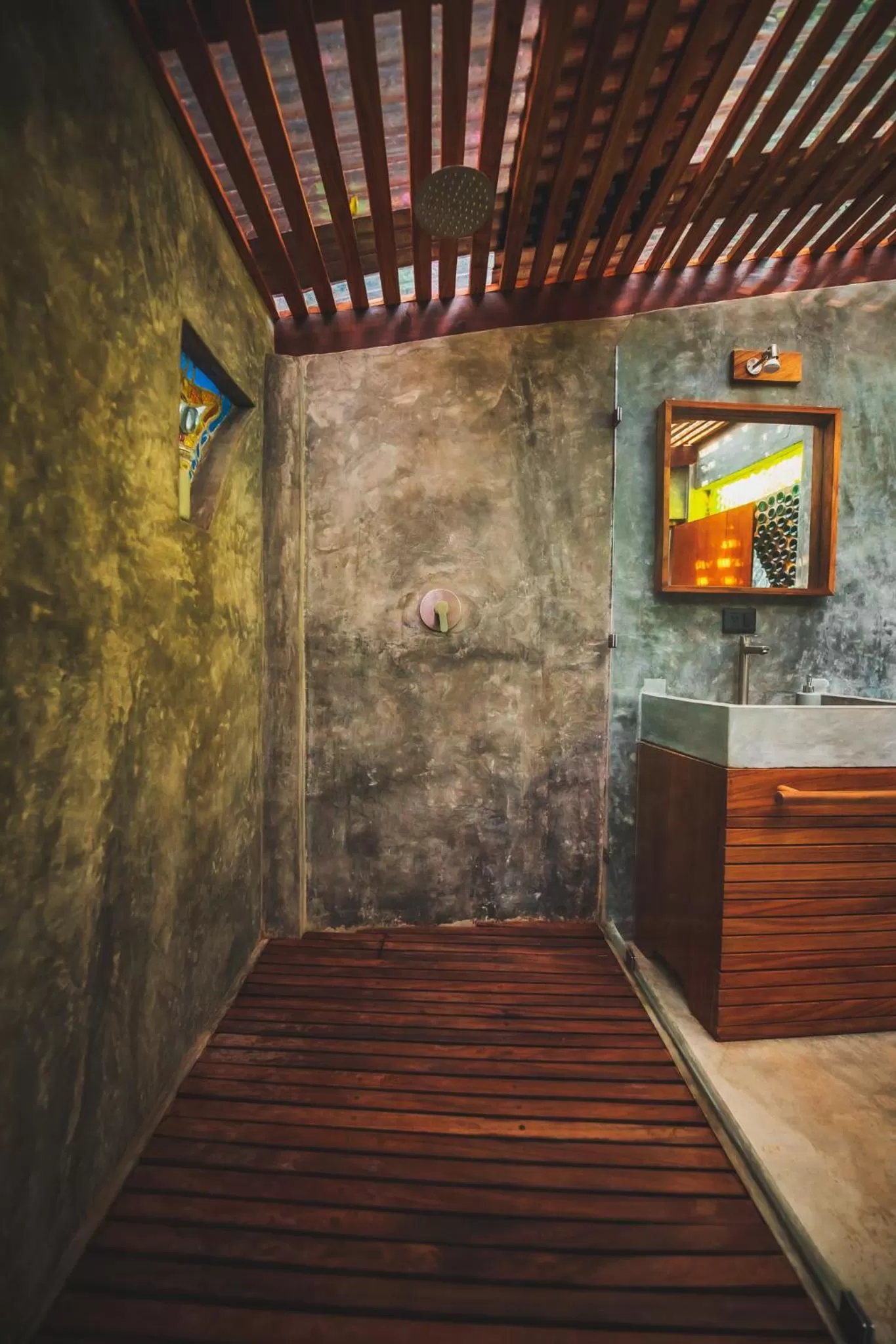 Shower, Bathroom in Lush Atitlán
