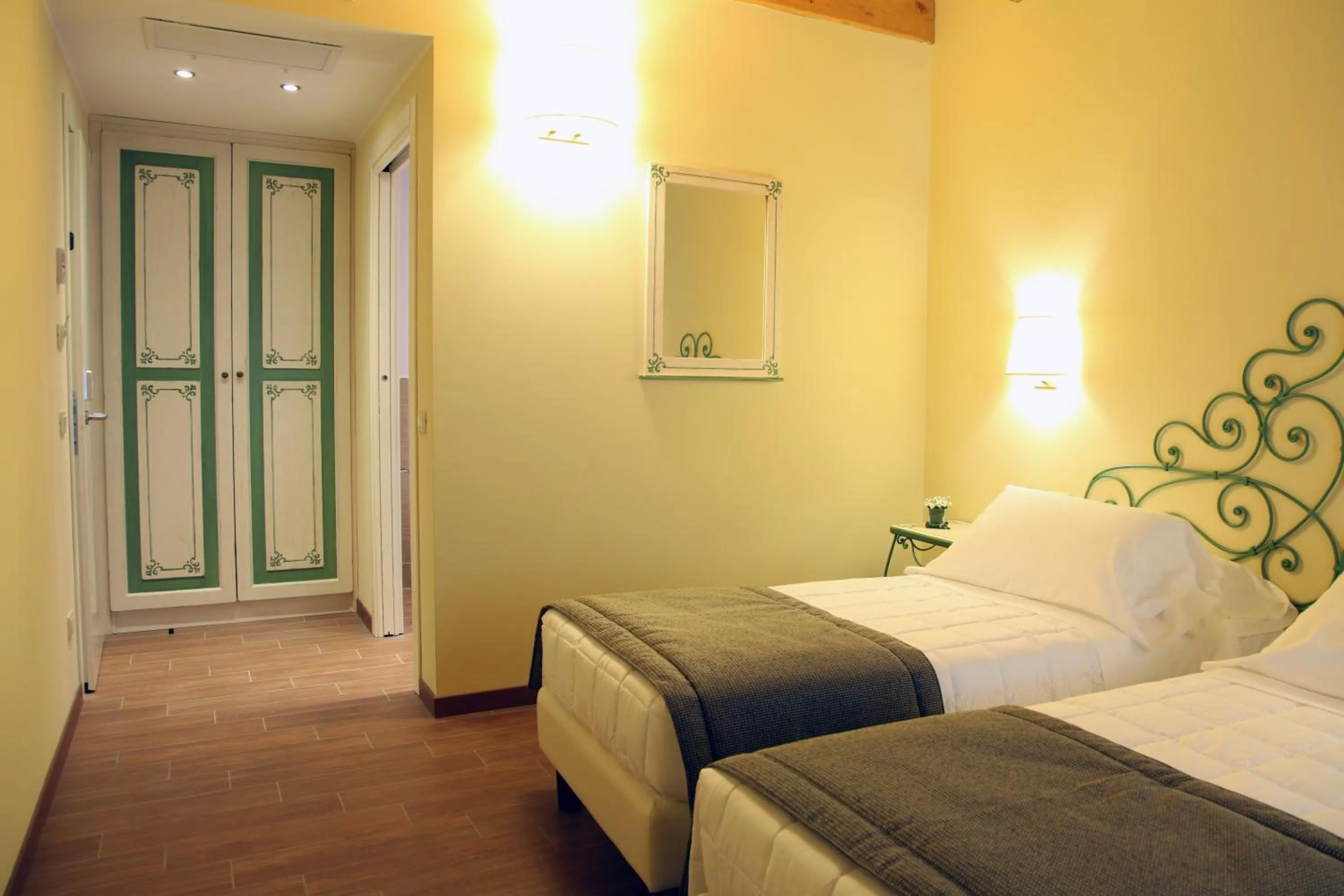 Photo of the whole room, Bed in Hotel Borgo Antico