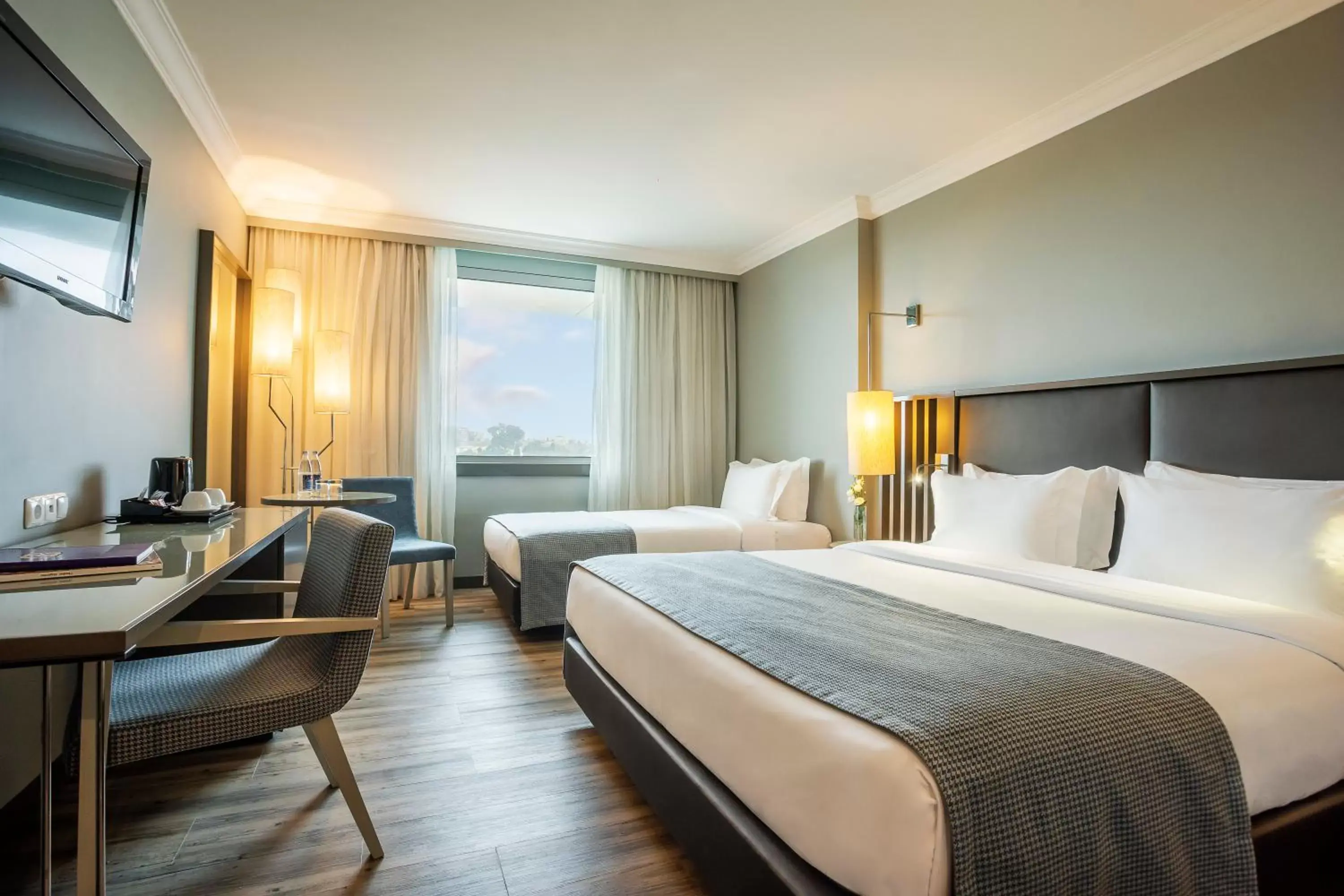 Comfort Plus Triple Room in HF Ipanema Park Comfort Plus Triple Room in HF Ipanema Park