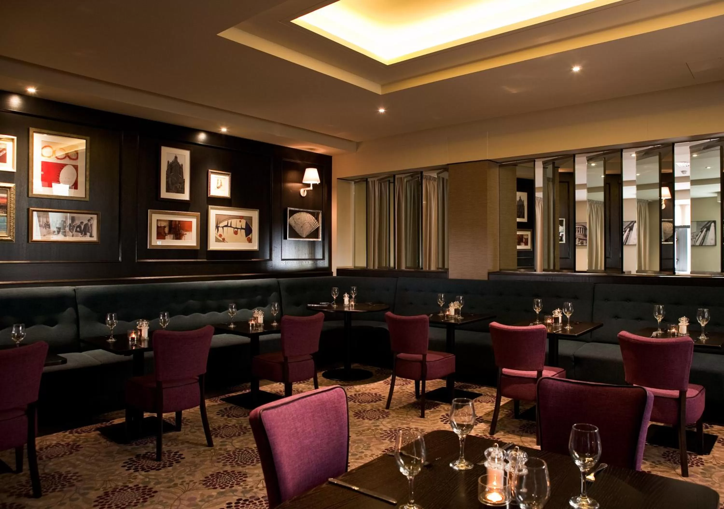 Restaurant/places to eat in Leonardo Hotel Dublin Christchurch