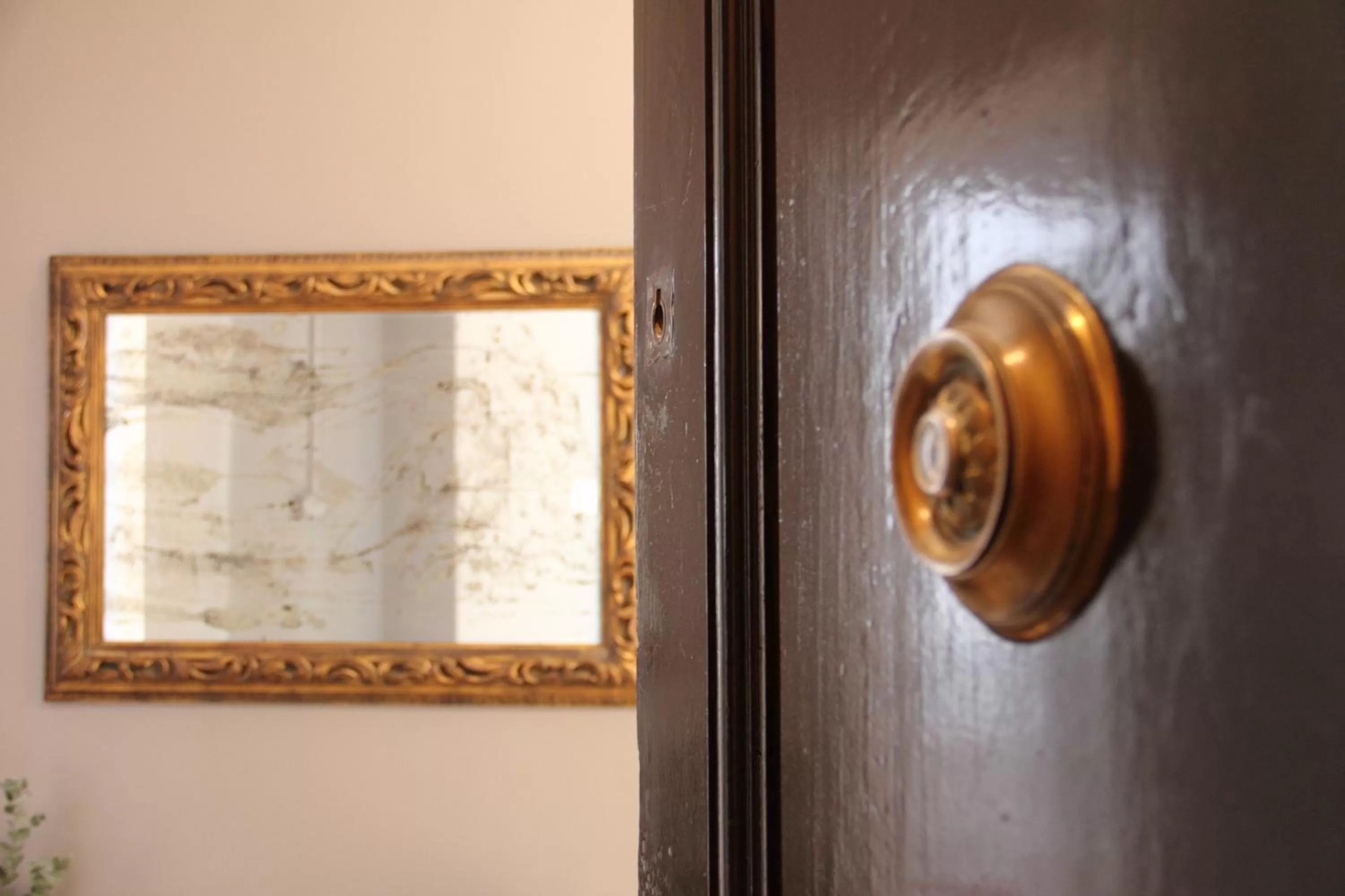 Decorative detail in 7 Moons B&B