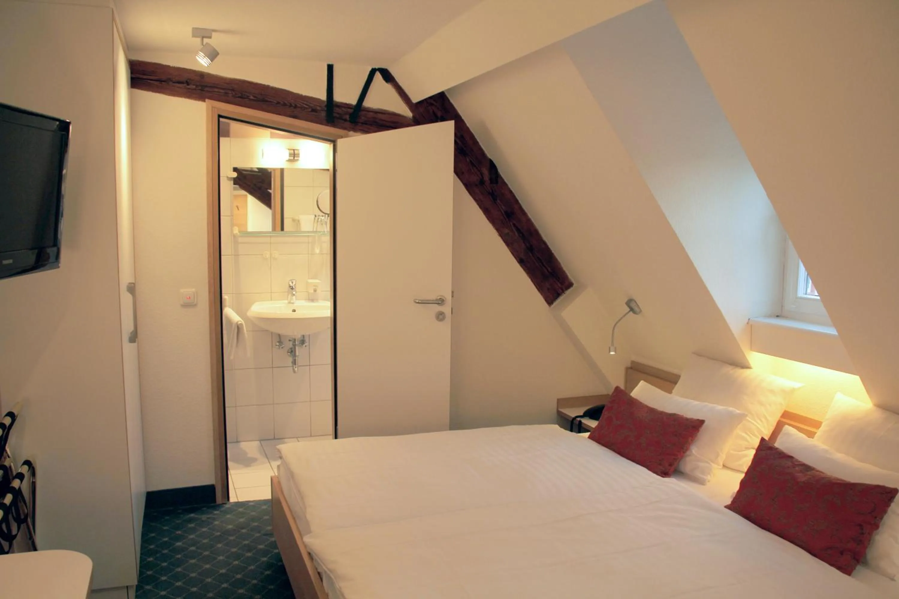 Bed in Hotel Tuchhaus