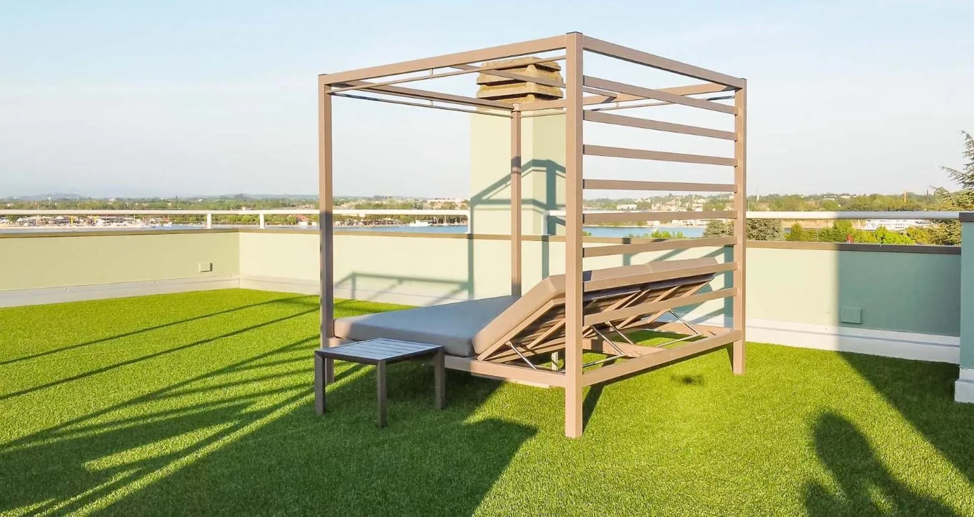 Spring in Hotel Puccini